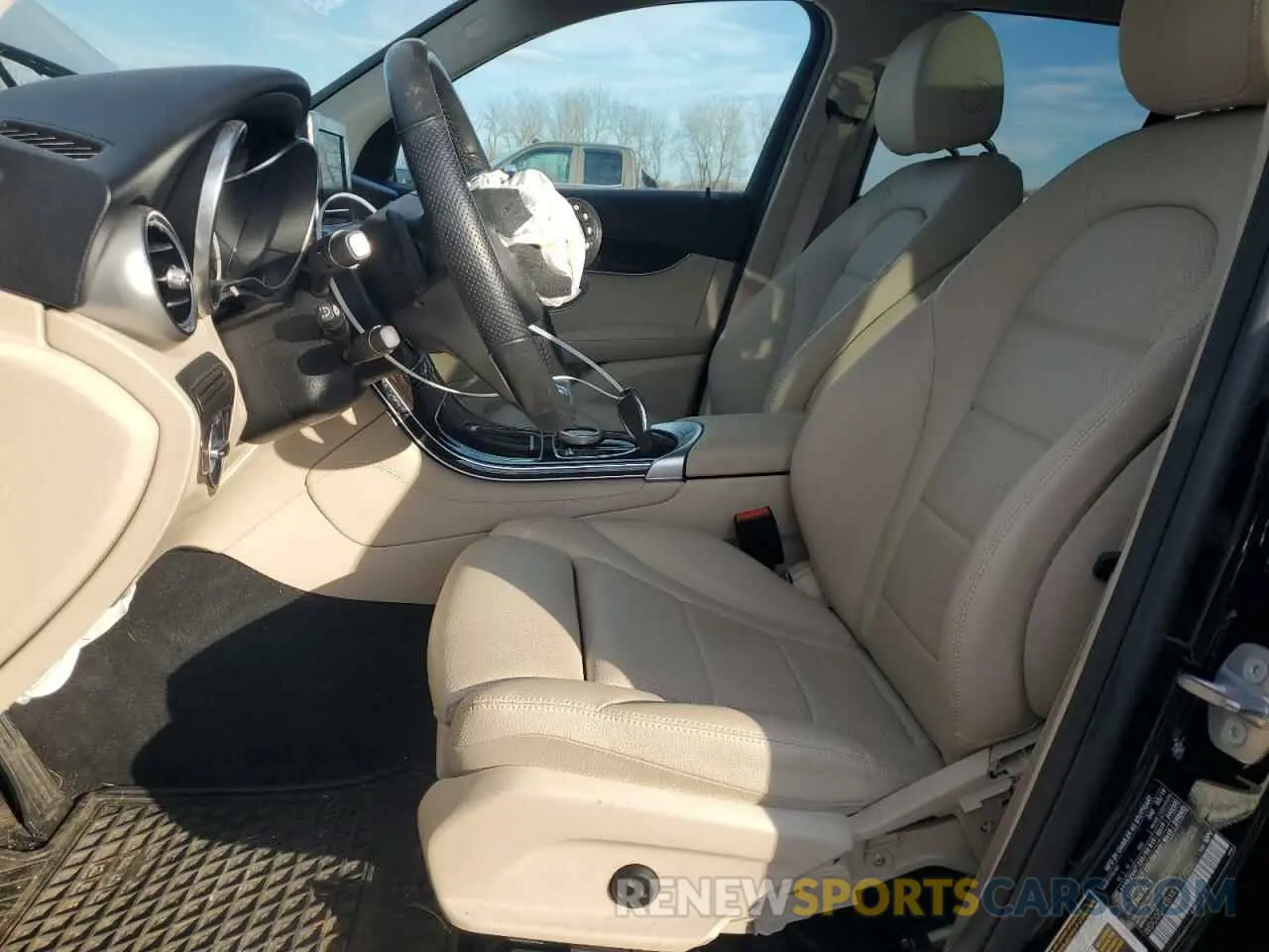 7 Photograph of a damaged car WDC0G4KBXKV177916 MERCEDES-BENZ GLC-CLASS 2019