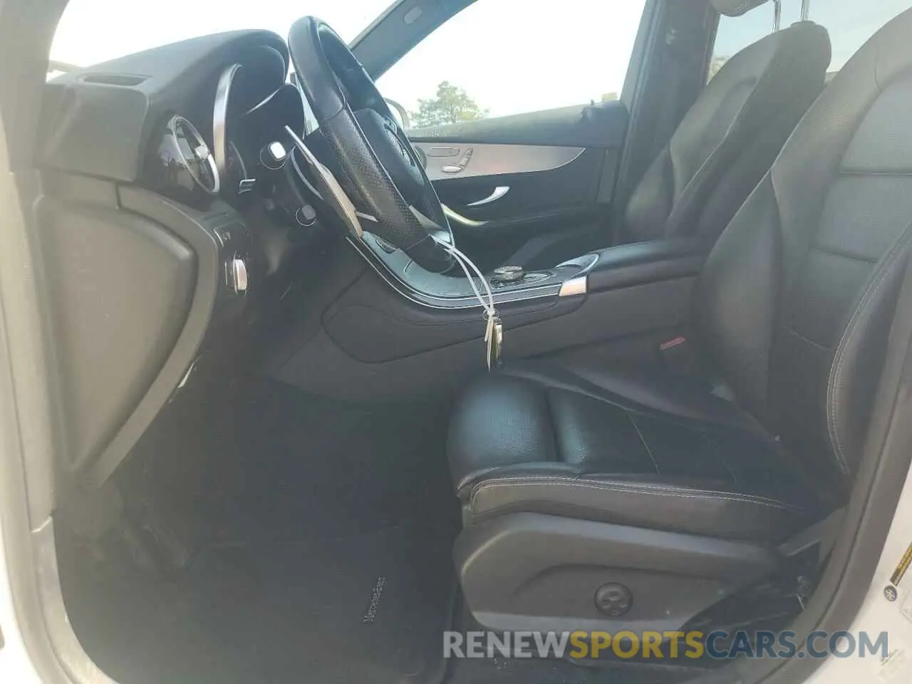 7 Photograph of a damaged car WDC0G4KBXKV182744 MERCEDES-BENZ GLC-CLASS 2019
