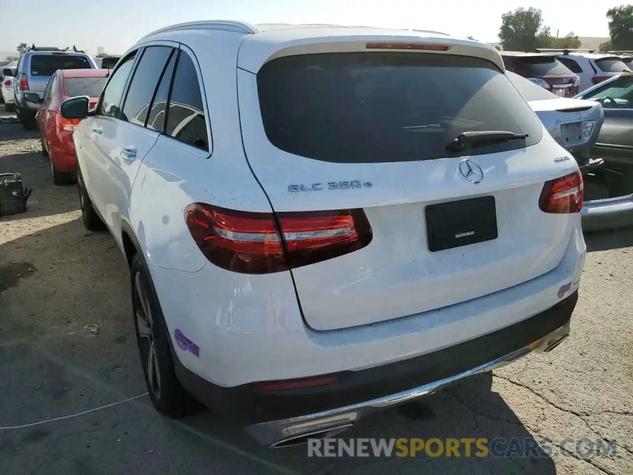 3 Photograph of a damaged car WDC0G5EB0KF572764 MERCEDES-BENZ GLC-CLASS 2019