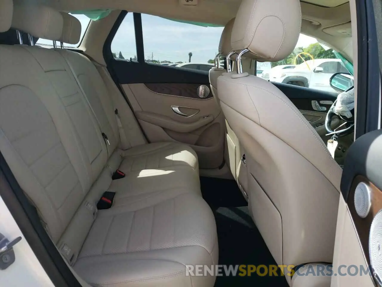 6 Photograph of a damaged car WDC0G5EB4KF572654 MERCEDES-BENZ GLC-CLASS 2019