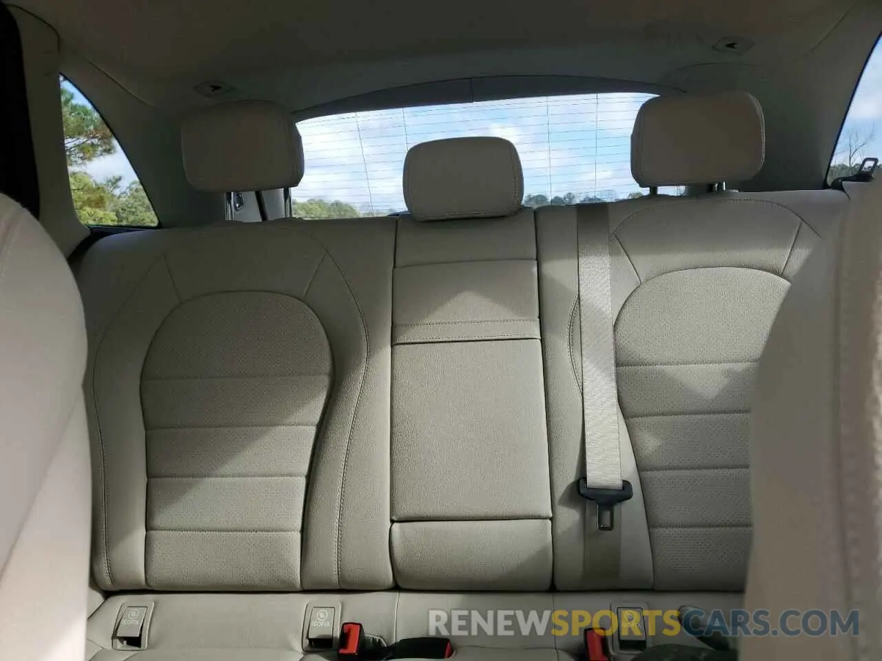 10 Photograph of a damaged car WDC0G5EB5KF620548 MERCEDES-BENZ GLC-CLASS 2019