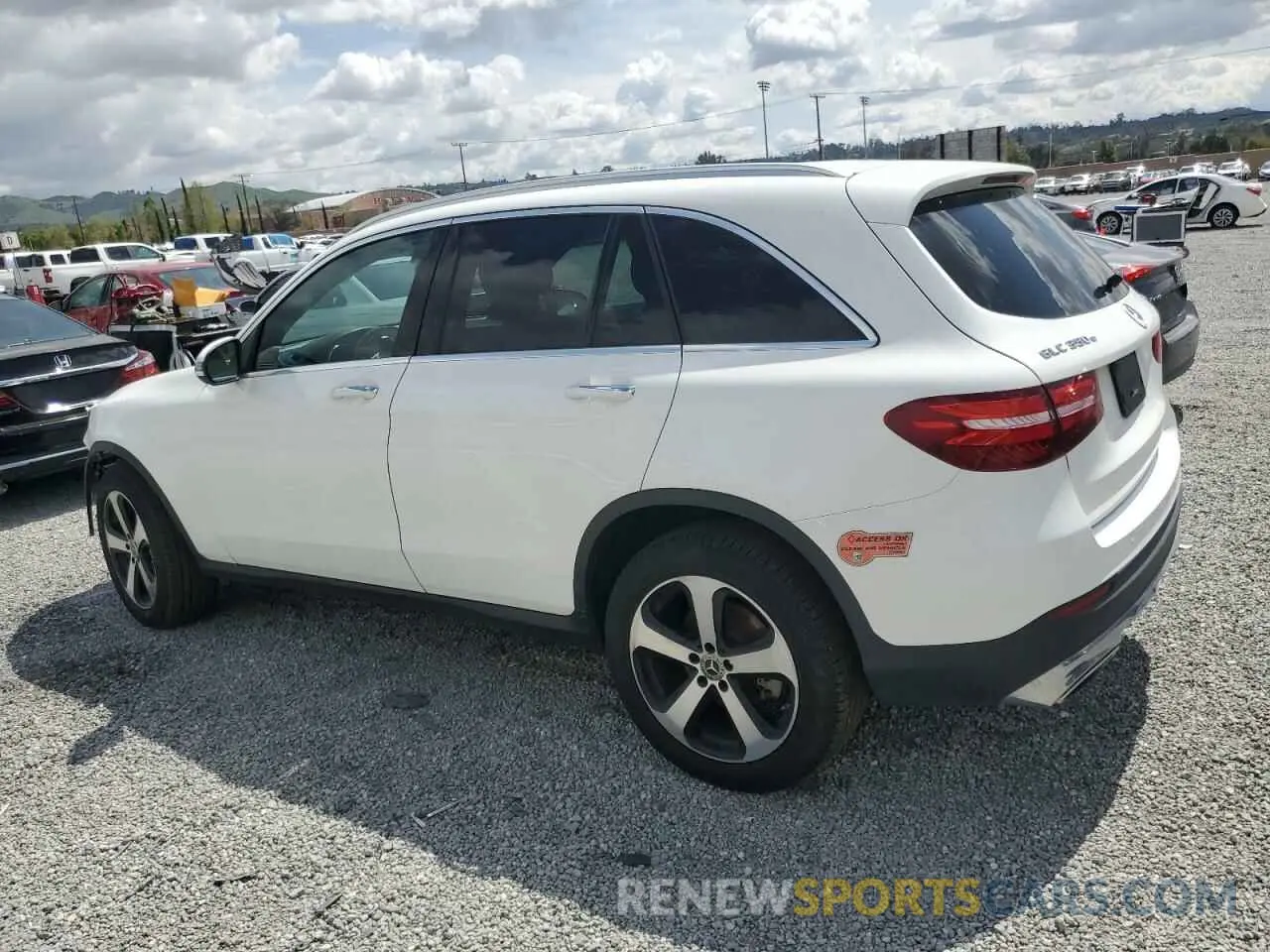 2 Photograph of a damaged car WDC0G5EB6KF549571 MERCEDES-BENZ GLC-CLASS 2019