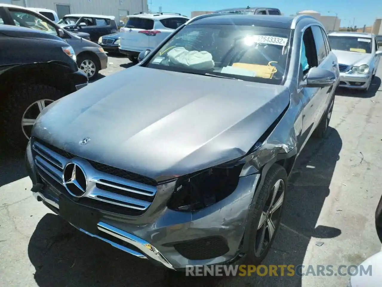 2 Photograph of a damaged car WDC0G5EB6KF570954 MERCEDES-BENZ GLC-CLASS 2019