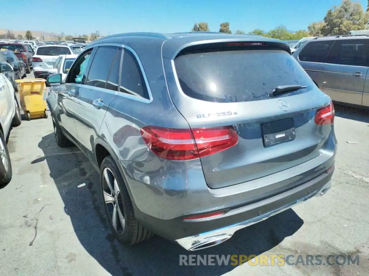 3 Photograph of a damaged car WDC0G5EB6KF570954 MERCEDES-BENZ GLC-CLASS 2019