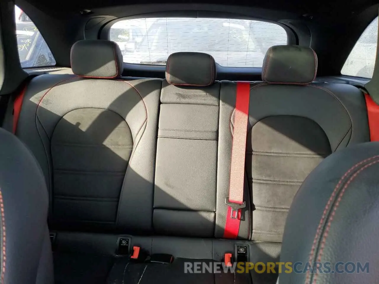 10 Photograph of a damaged car WDC0G6EB3KF661797 MERCEDES-BENZ GLC-CLASS 2019