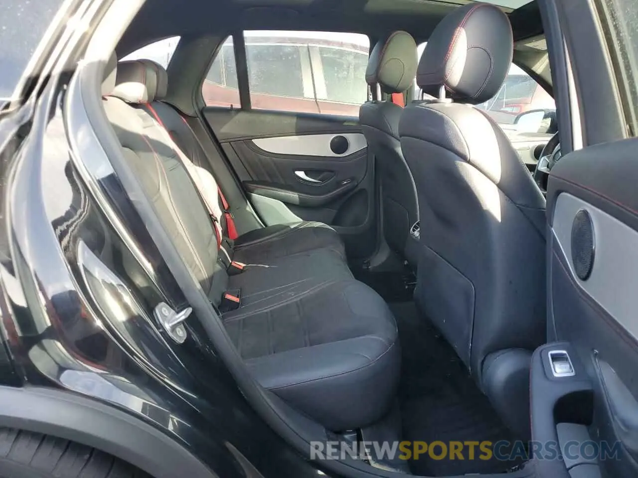 11 Photograph of a damaged car WDC0G6EB3KF661797 MERCEDES-BENZ GLC-CLASS 2019