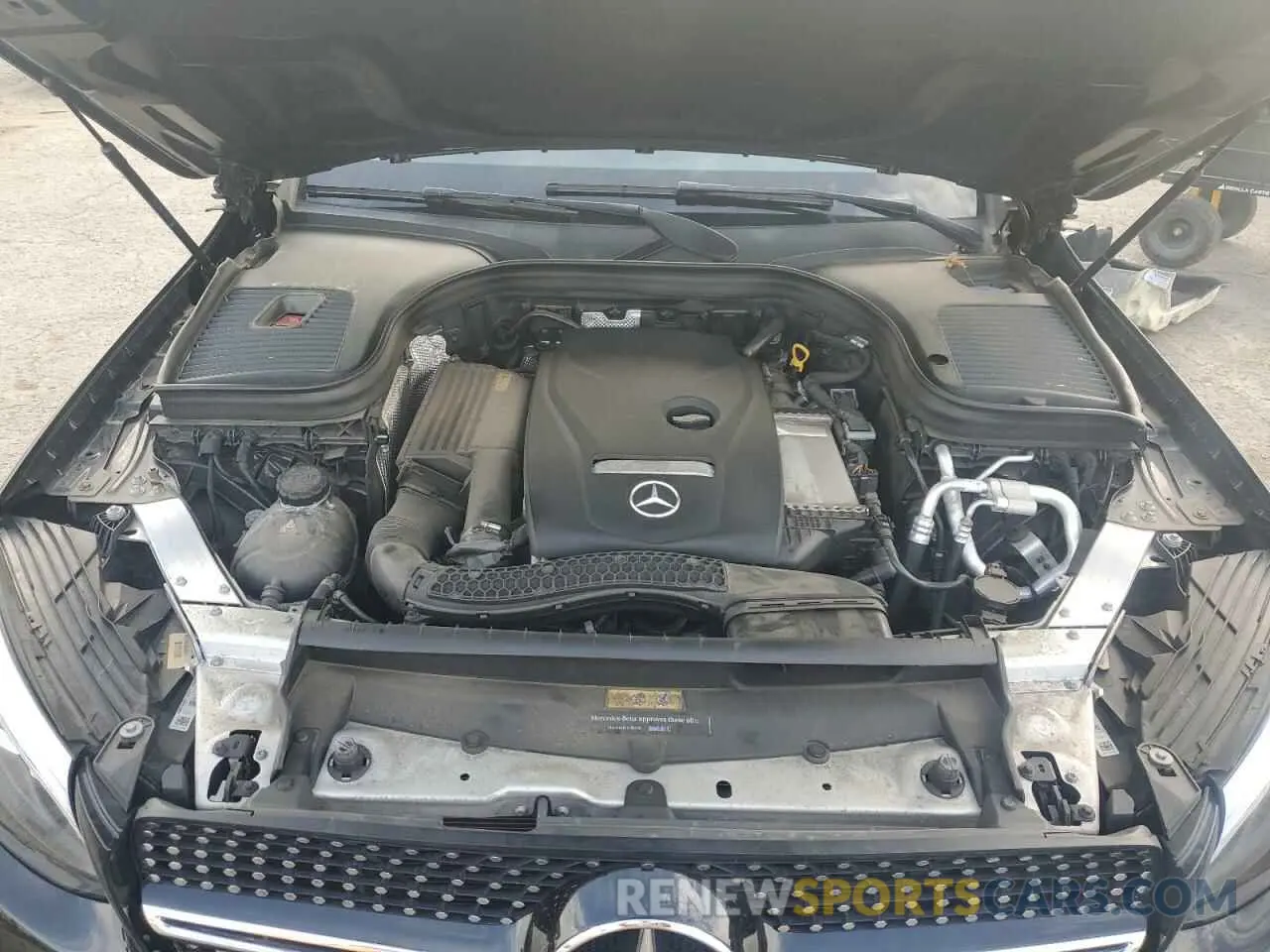 11 Photograph of a damaged car WDC0J4KB2KF512548 MERCEDES-BENZ GLC-CLASS 2019