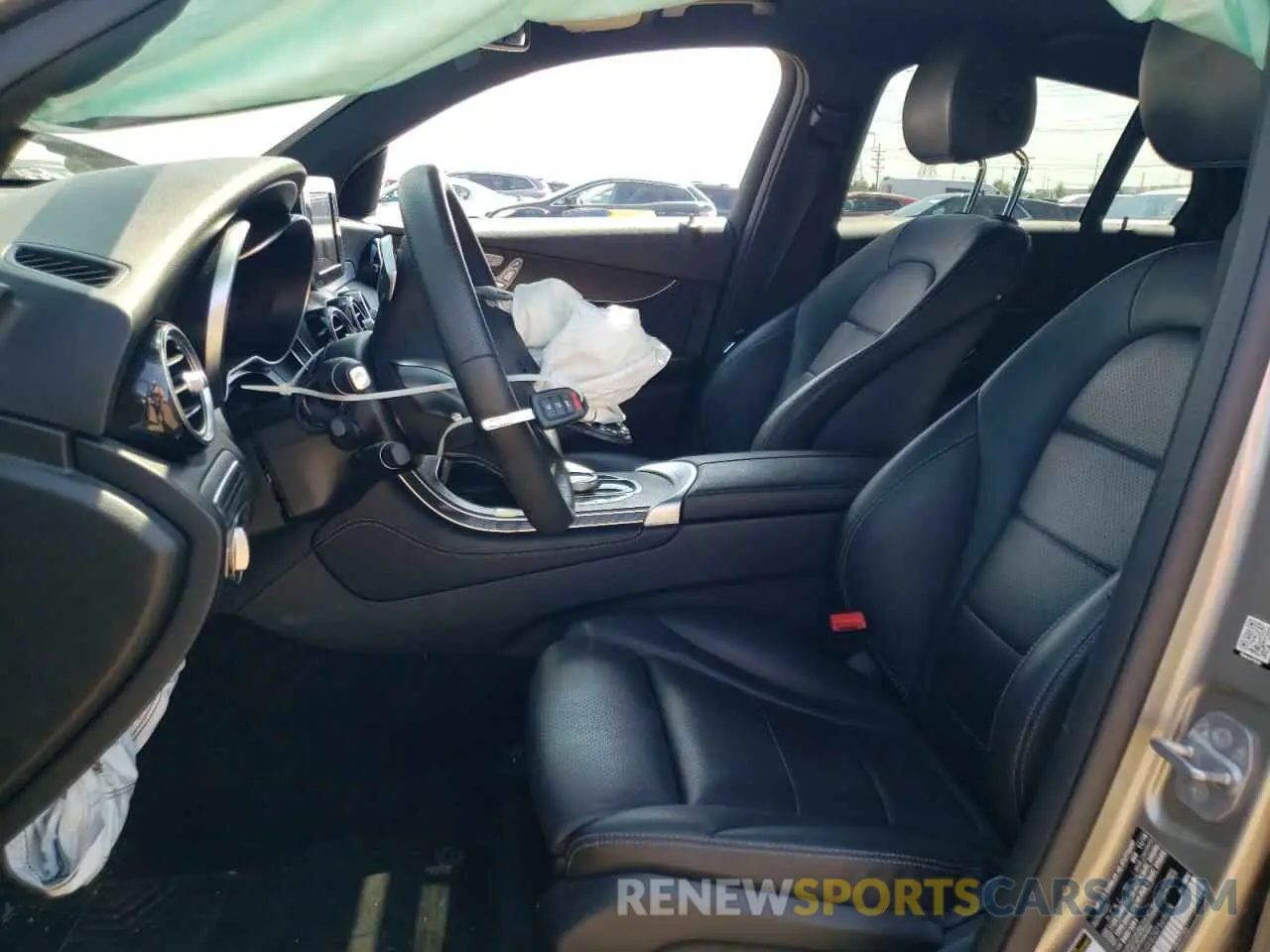 7 Photograph of a damaged car WDC0J4KB2KF569428 MERCEDES-BENZ GLC-CLASS 2019