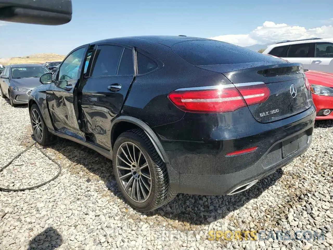 2 Photograph of a damaged car WDC0J4KB2KF624315 MERCEDES-BENZ GLC-CLASS 2019