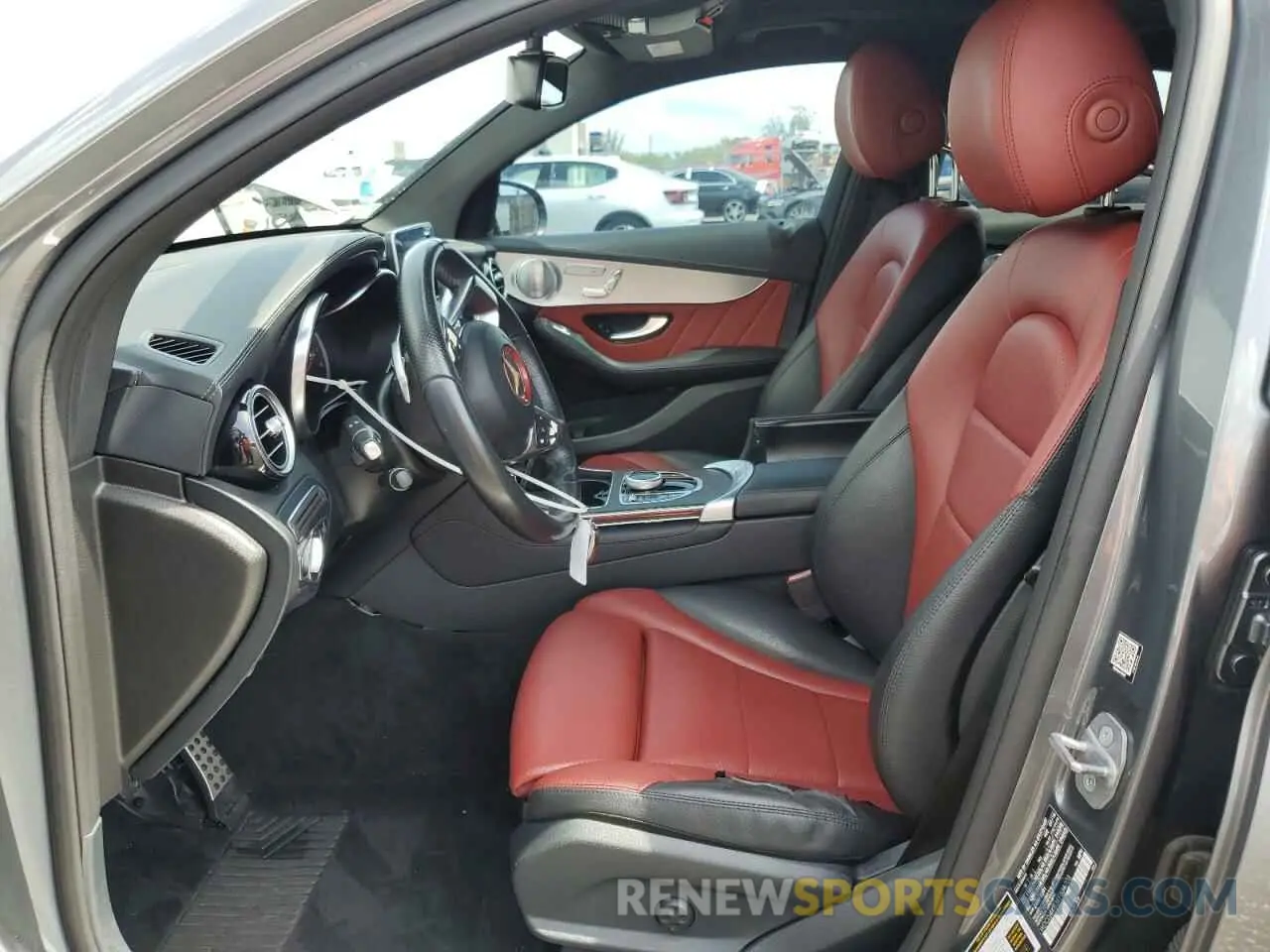 7 Photograph of a damaged car WDC0J4KB3KF504703 MERCEDES-BENZ GLC-CLASS 2019