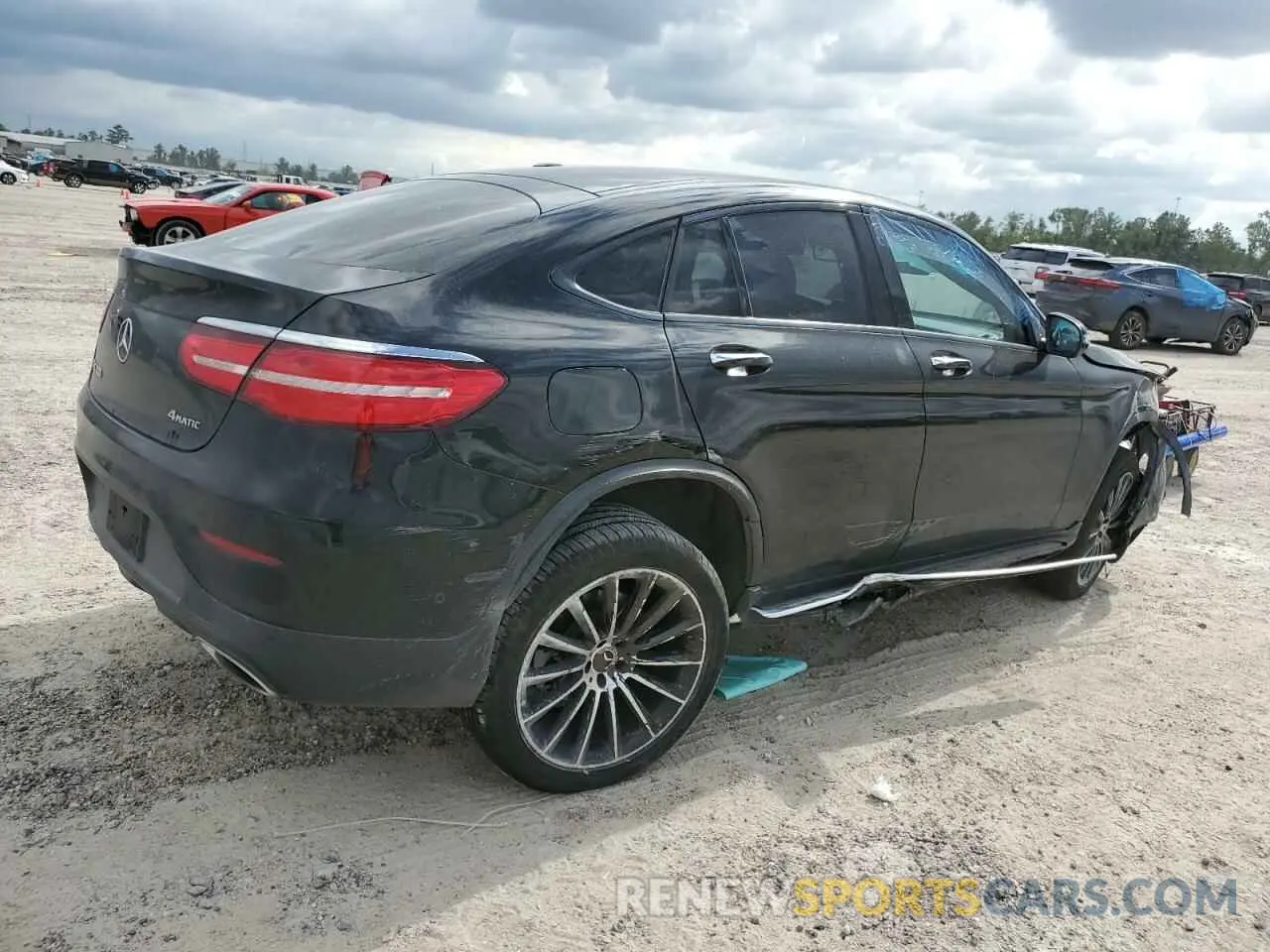3 Photograph of a damaged car WDC0J4KB4KF587008 MERCEDES-BENZ GLC-CLASS 2019