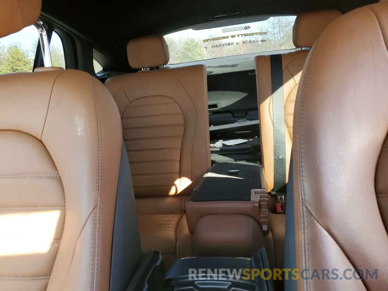 10 Photograph of a damaged car WDC0J4KB6KF541941 MERCEDES-BENZ GLC-CLASS 2019