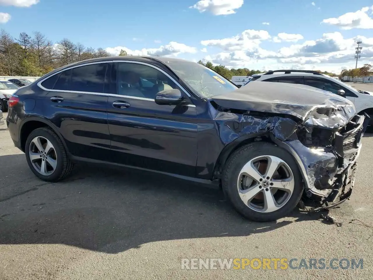 4 Photograph of a damaged car WDC0J4KB6KF541941 MERCEDES-BENZ GLC-CLASS 2019