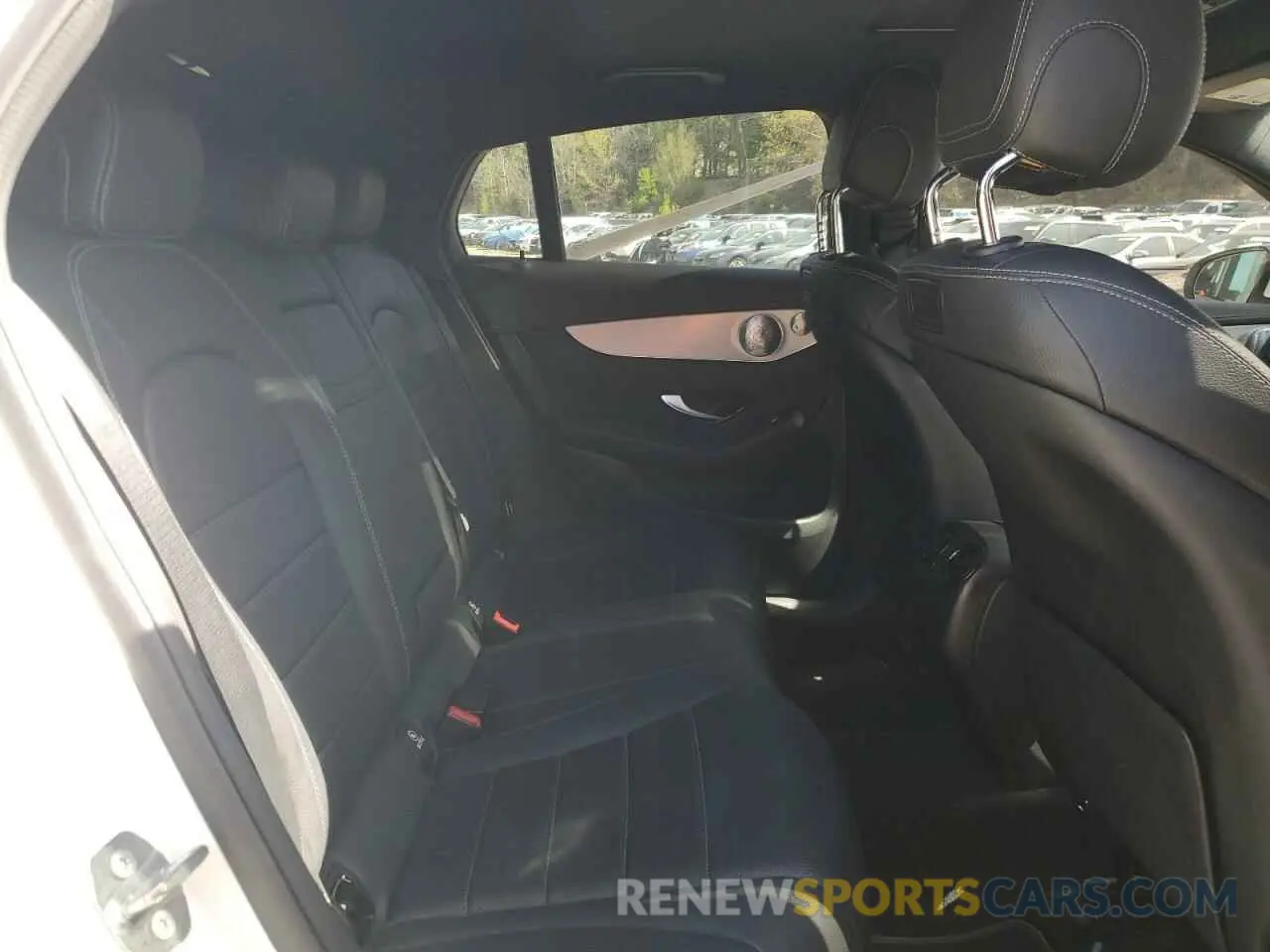 10 Photograph of a damaged car WDC0J4KB6KF562028 MERCEDES-BENZ GLC-CLASS 2019
