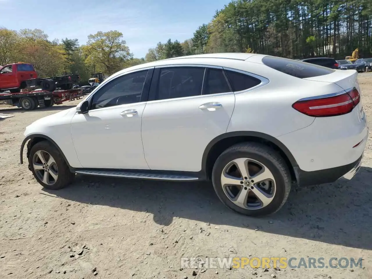 2 Photograph of a damaged car WDC0J4KB6KF562028 MERCEDES-BENZ GLC-CLASS 2019