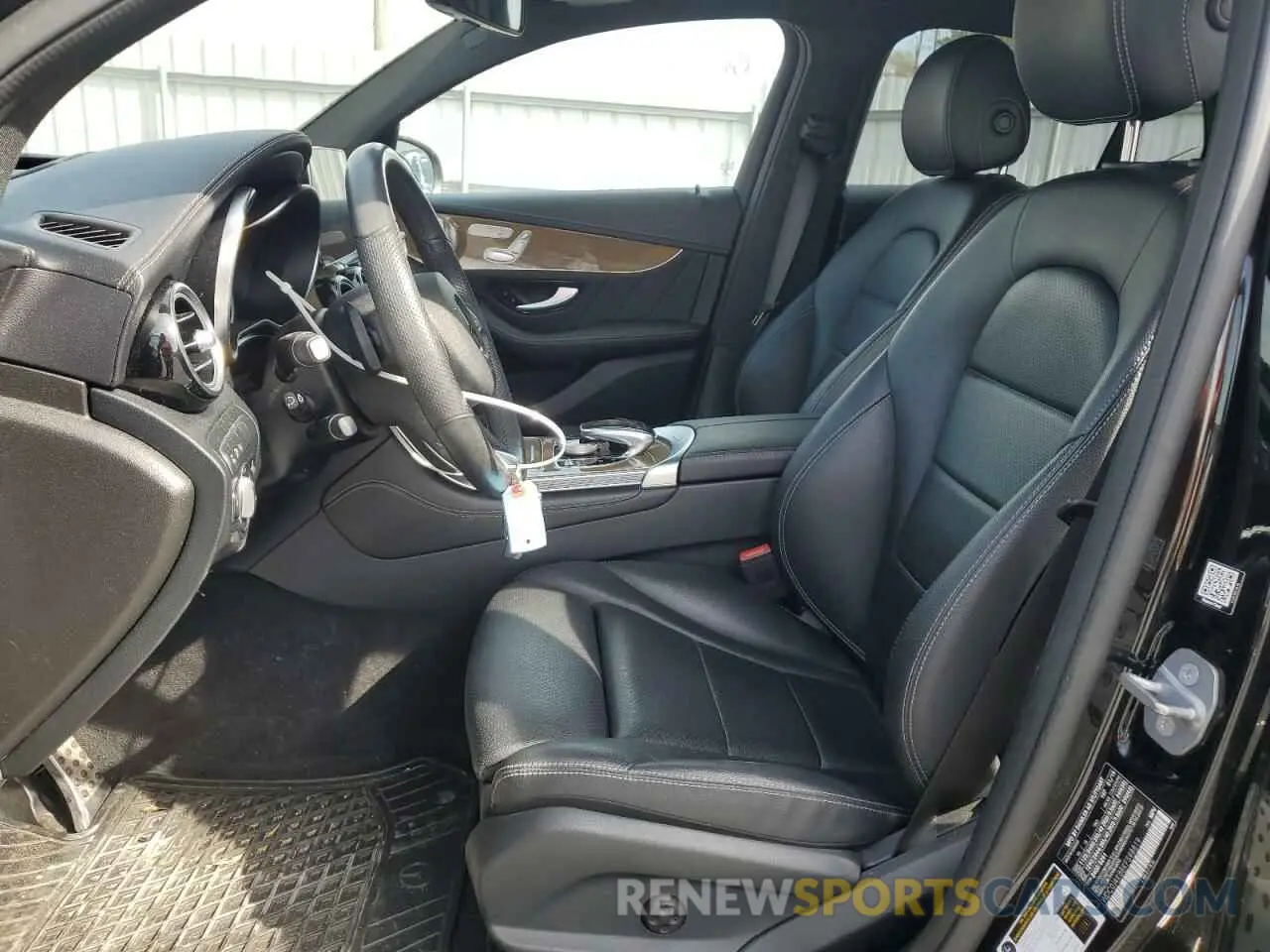 7 Photograph of a damaged car WDC0J4KB8KF598819 MERCEDES-BENZ GLC-CLASS 2019