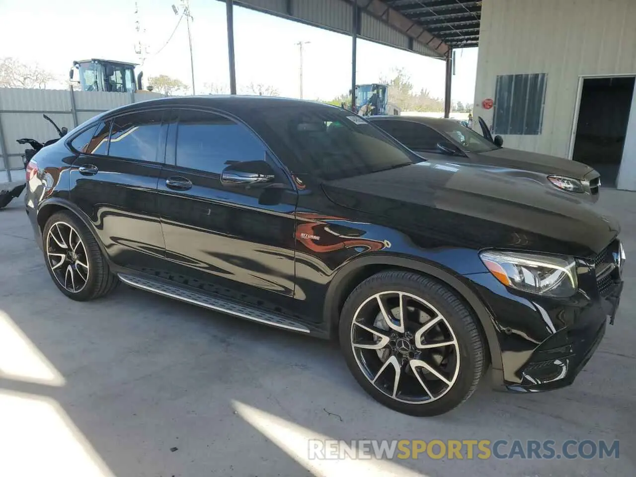 4 Photograph of a damaged car WDC0J6EB7KF499433 MERCEDES-BENZ GLC-CLASS 2019