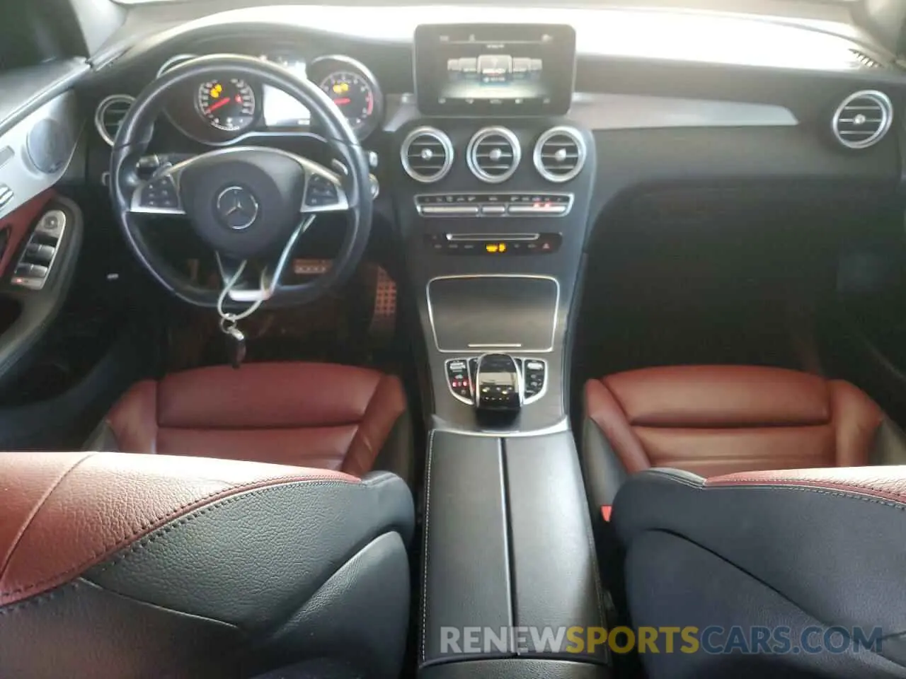 8 Photograph of a damaged car WDC0J6EB7KF499433 MERCEDES-BENZ GLC-CLASS 2019