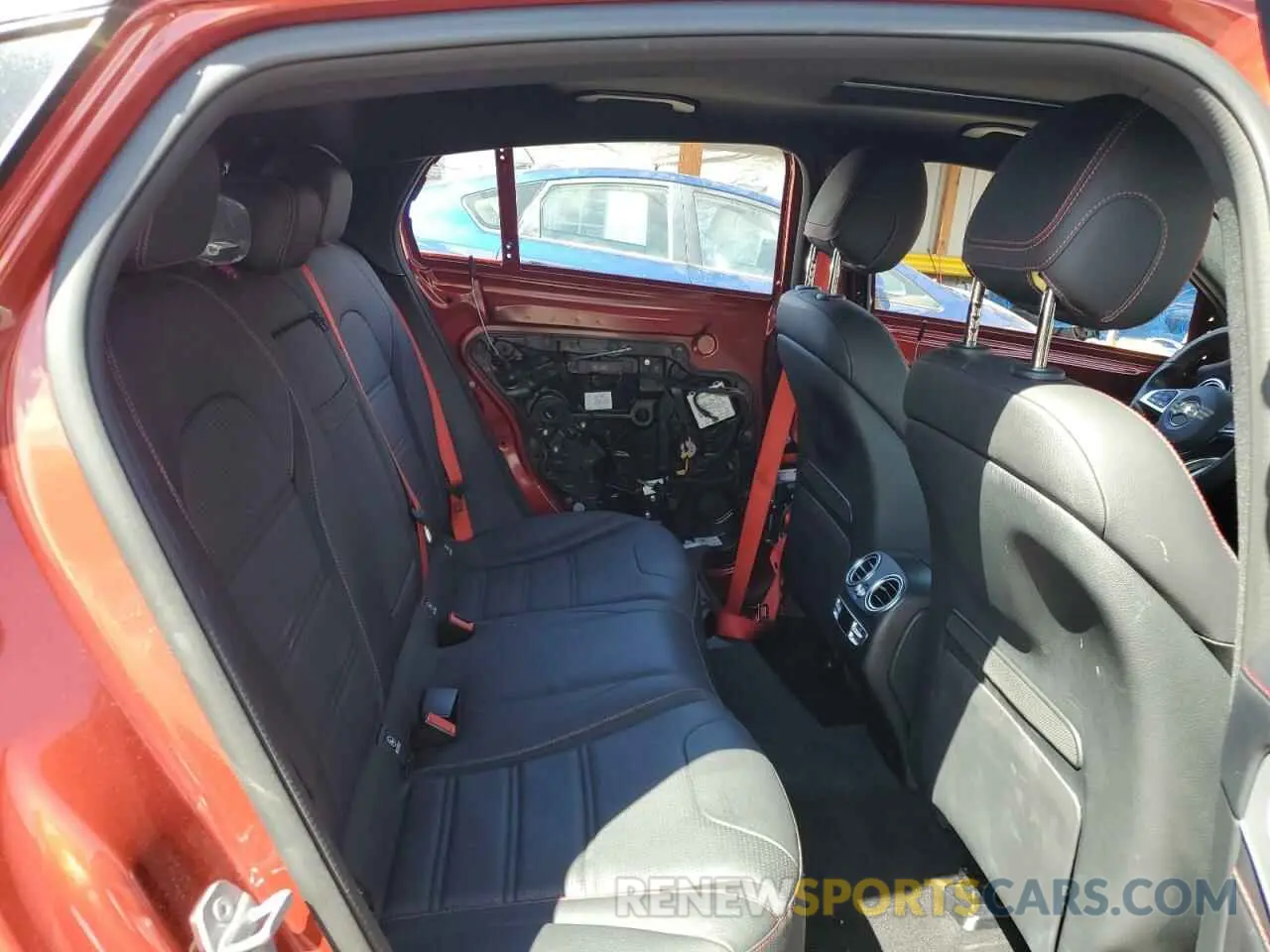 10 Photograph of a damaged car WDC0J6EBXKF534806 MERCEDES-BENZ GLC-CLASS 2019