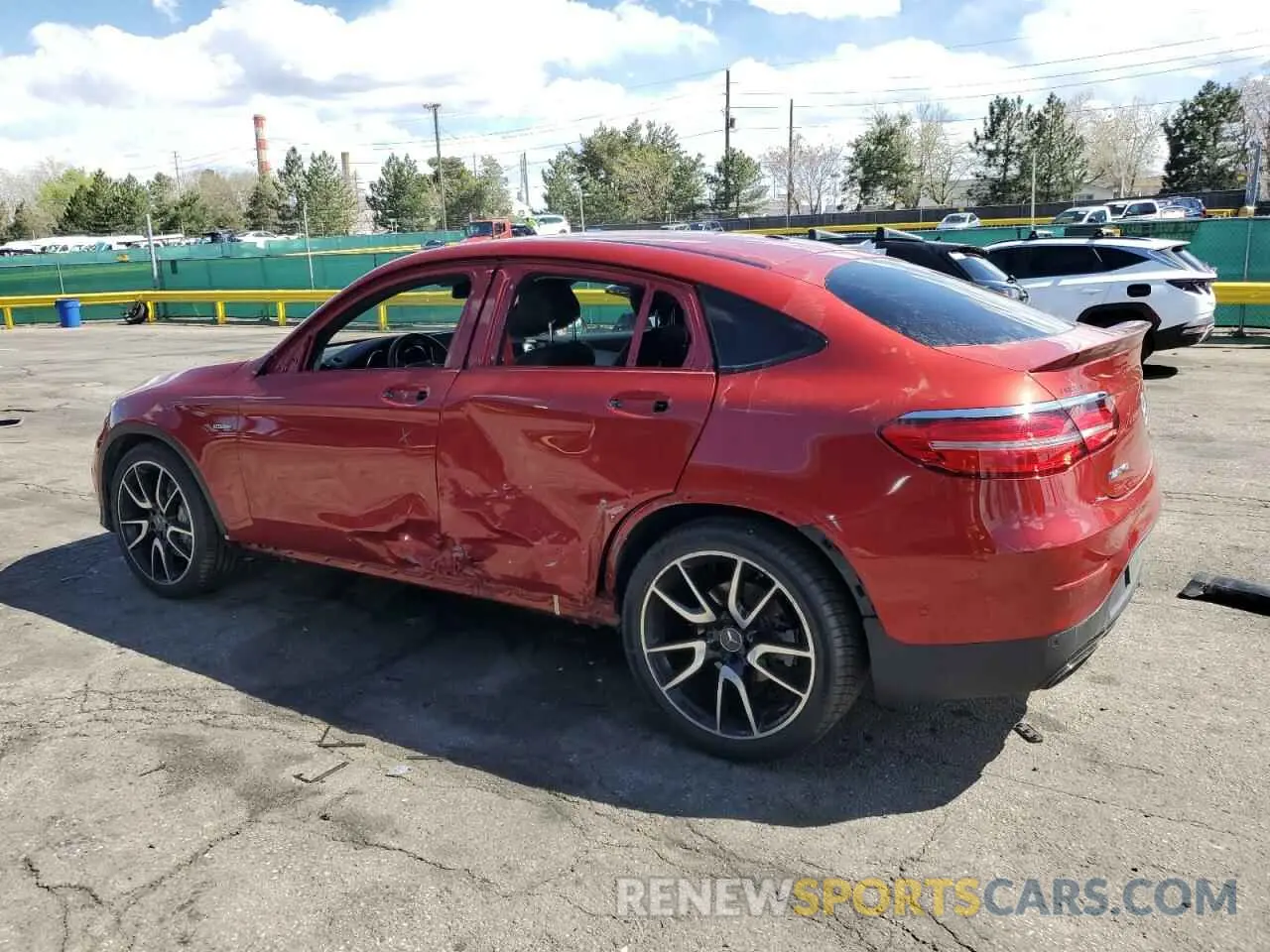2 Photograph of a damaged car WDC0J6EBXKF534806 MERCEDES-BENZ GLC-CLASS 2019