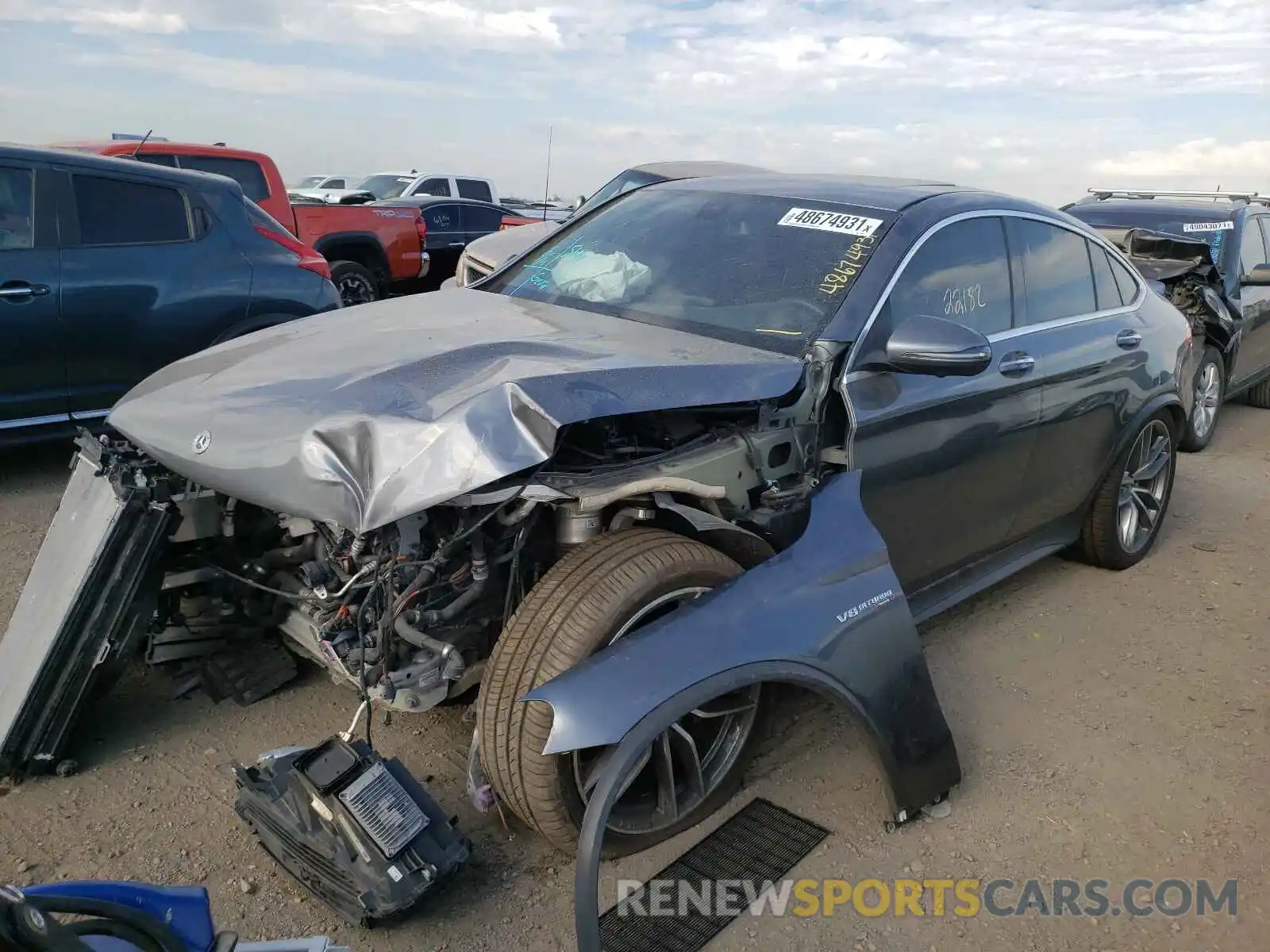 2 Photograph of a damaged car WDC0J8JBXKF495622 MERCEDES-BENZ GLC-CLASS 2019