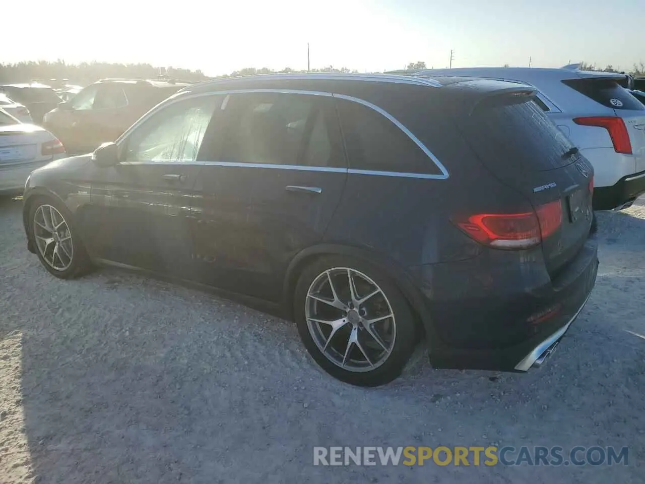 2 Photograph of a damaged car W1N0G6EB0LF801501 MERCEDES-BENZ GLC-CLASS 2020