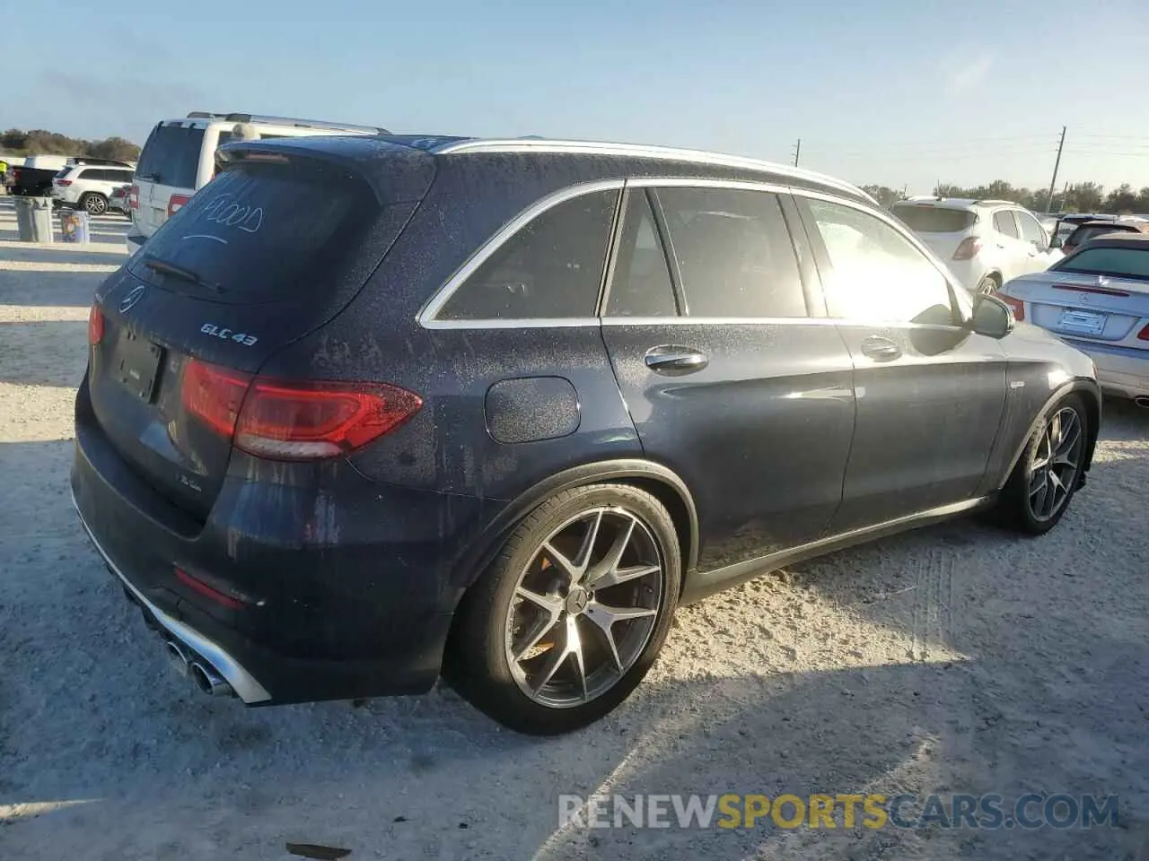 3 Photograph of a damaged car W1N0G6EB0LF801501 MERCEDES-BENZ GLC-CLASS 2020