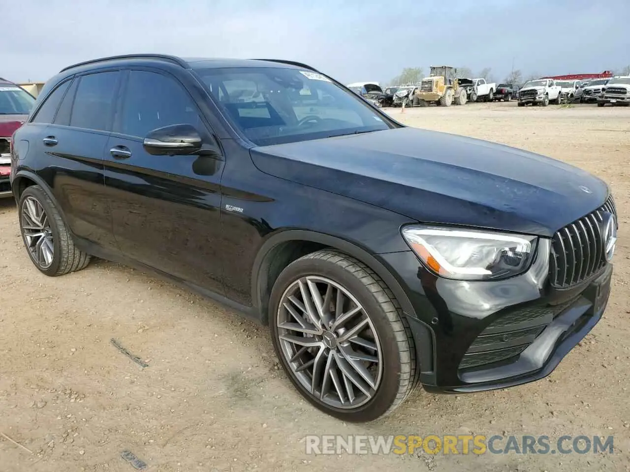 4 Photograph of a damaged car W1N0G6EB3LF769353 MERCEDES-BENZ GLC-CLASS 2020