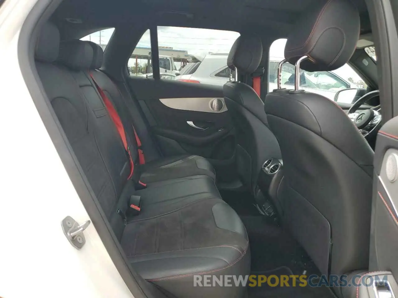 11 Photograph of a damaged car W1N0G6EB7LF787290 MERCEDES-BENZ GLC-CLASS 2020