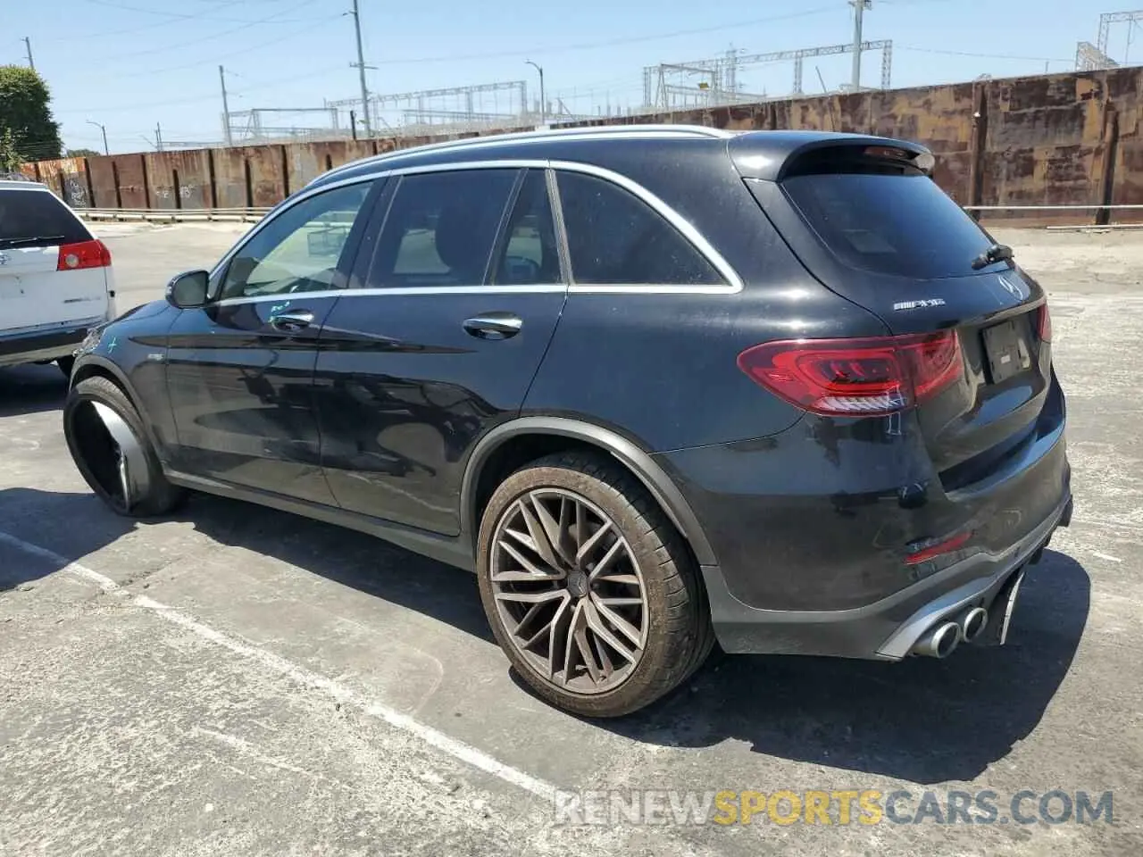 2 Photograph of a damaged car W1N0G6EB7LV233074 MERCEDES-BENZ GLC-CLASS 2020
