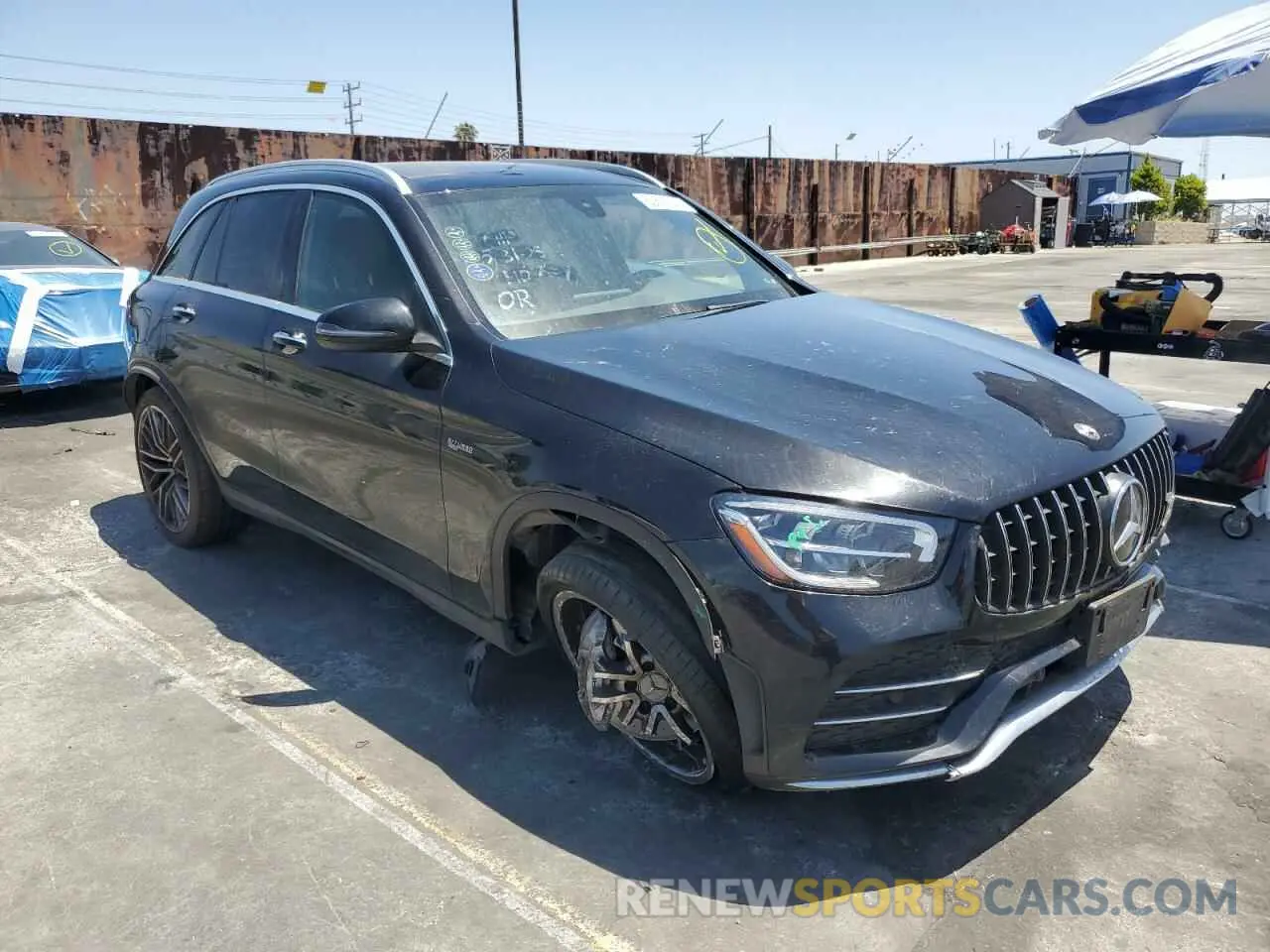 4 Photograph of a damaged car W1N0G6EB7LV233074 MERCEDES-BENZ GLC-CLASS 2020