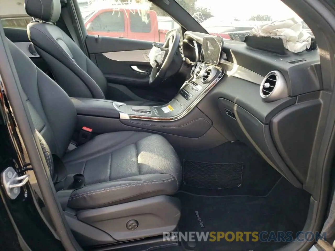 5 Photograph of a damaged car W1N0G8DB1LF821642 MERCEDES-BENZ GLC-CLASS 2020