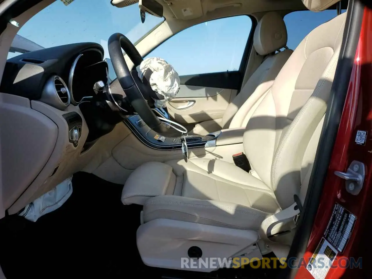 7 Photograph of a damaged car W1N0G8DB1LV262342 MERCEDES-BENZ GLC-CLASS 2020