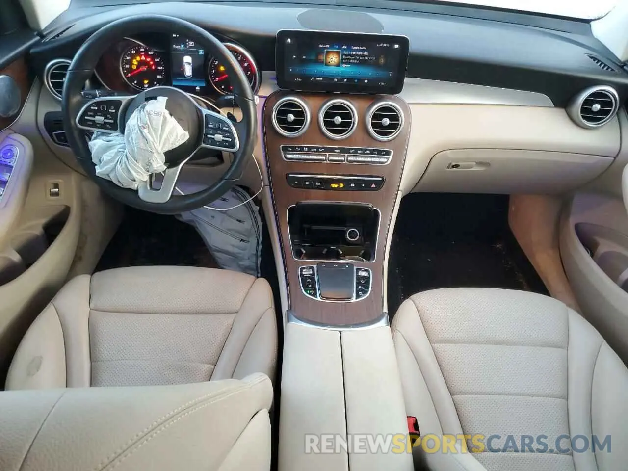 8 Photograph of a damaged car W1N0G8DB3LF831752 MERCEDES-BENZ GLC-CLASS 2020