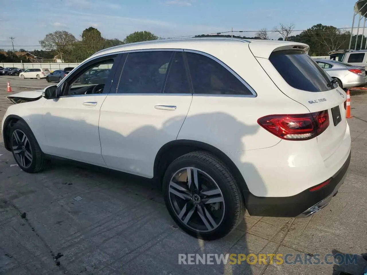 2 Photograph of a damaged car W1N0G8DB3LV261631 MERCEDES-BENZ GLC-CLASS 2020