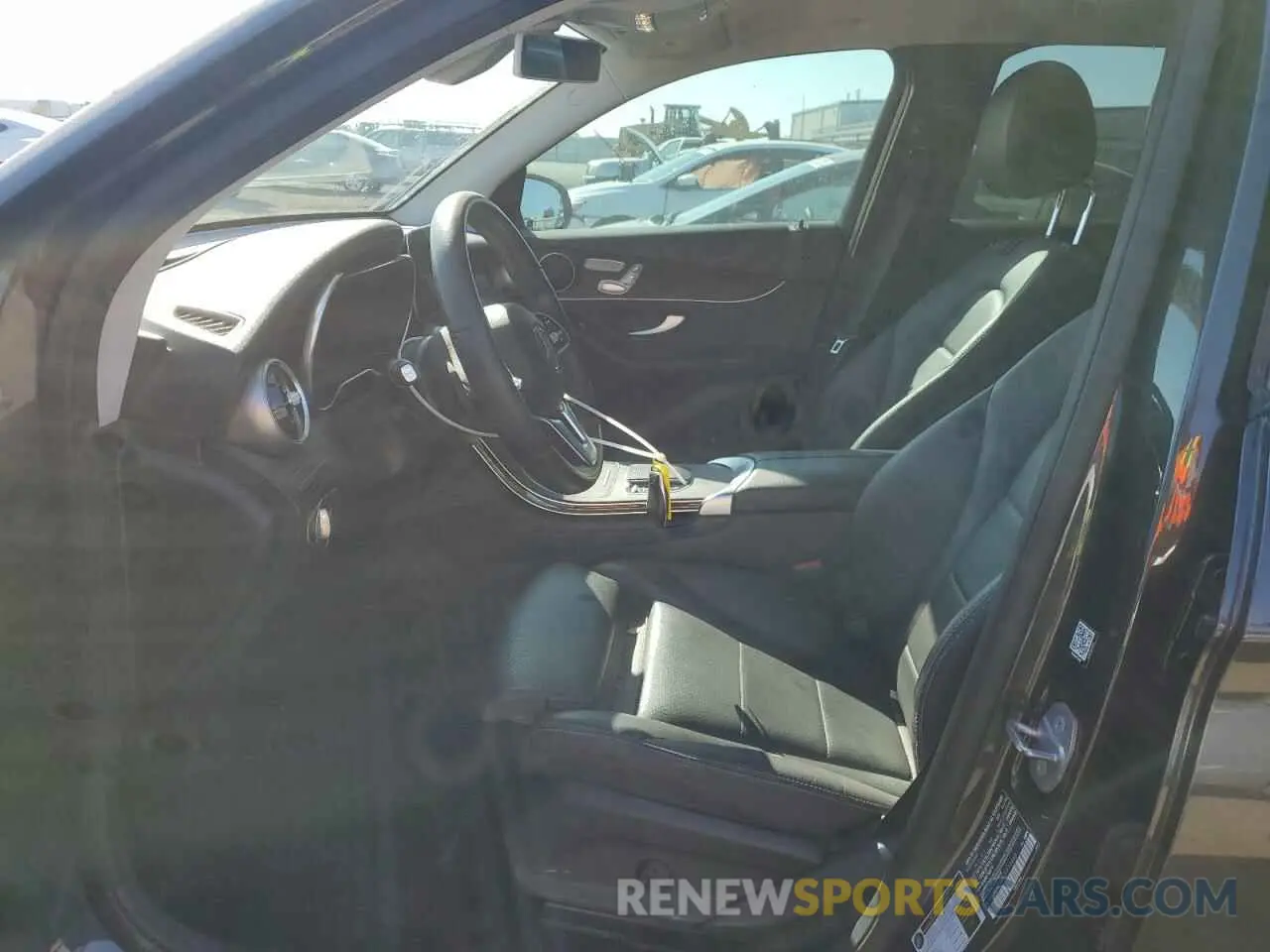7 Photograph of a damaged car W1N0G8DB6LF771448 MERCEDES-BENZ GLC-CLASS 2020