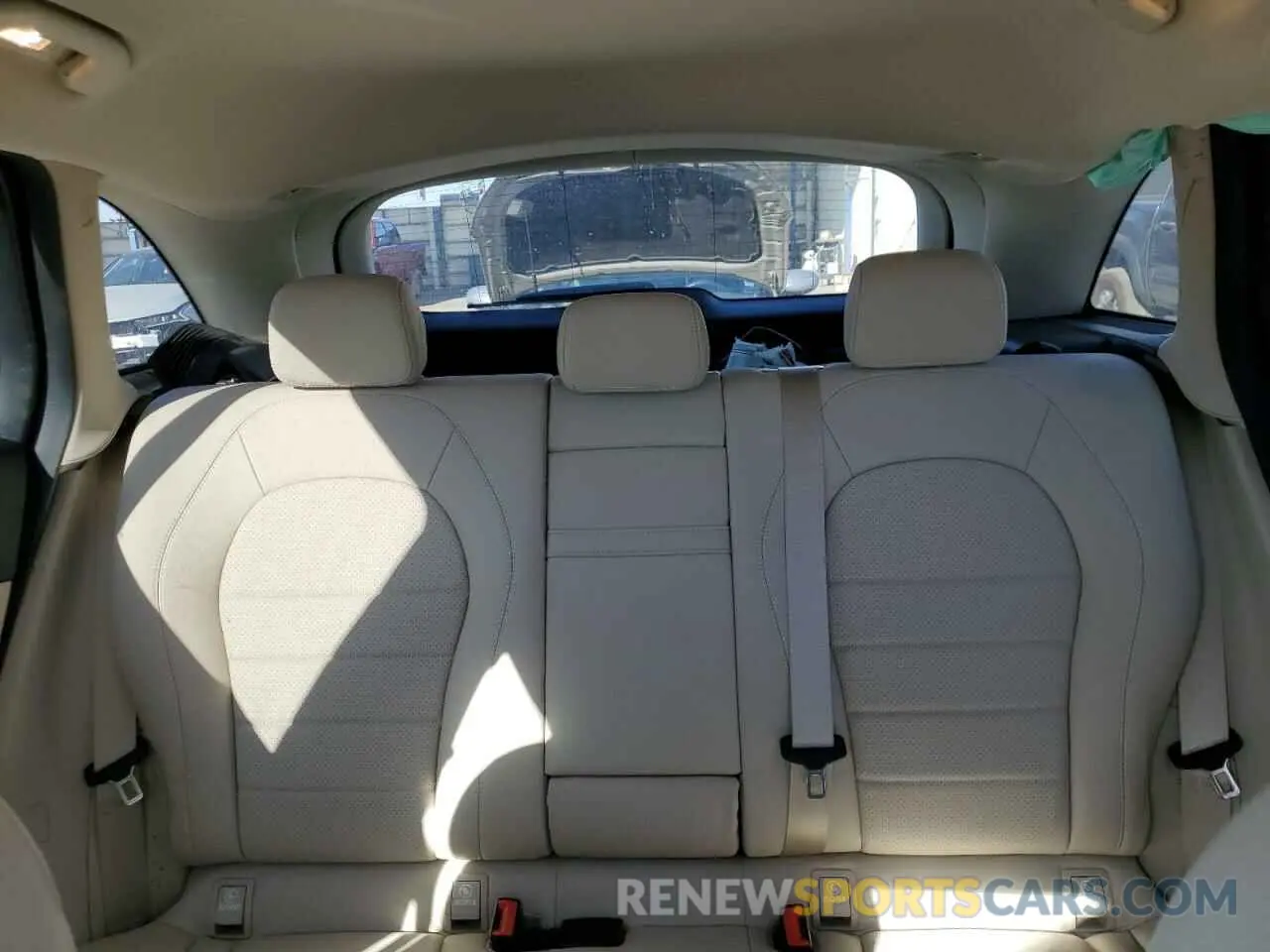 10 Photograph of a damaged car W1N0G8DB6LF805243 MERCEDES-BENZ GLC-CLASS 2020