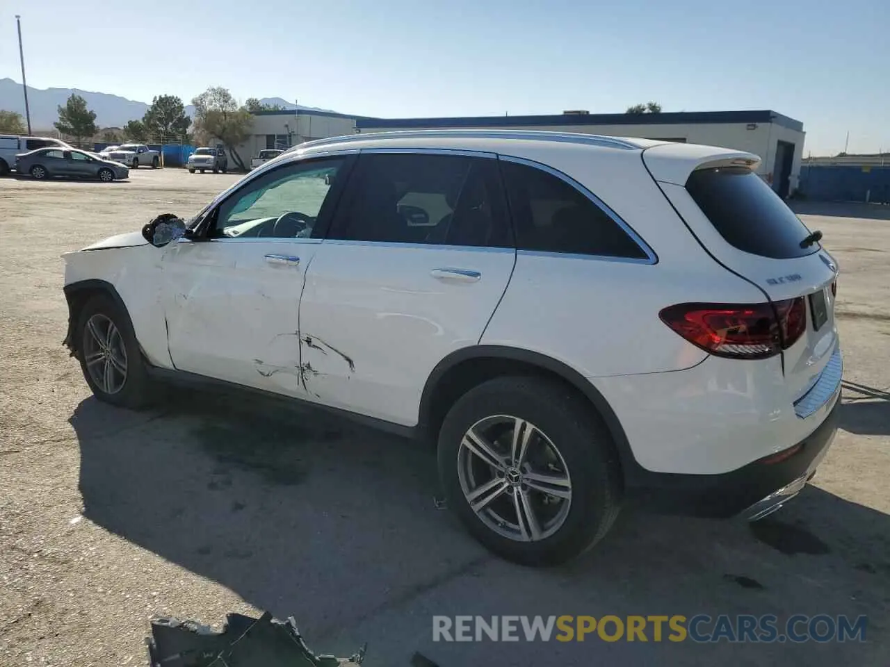 2 Photograph of a damaged car W1N0G8DB6LF805243 MERCEDES-BENZ GLC-CLASS 2020