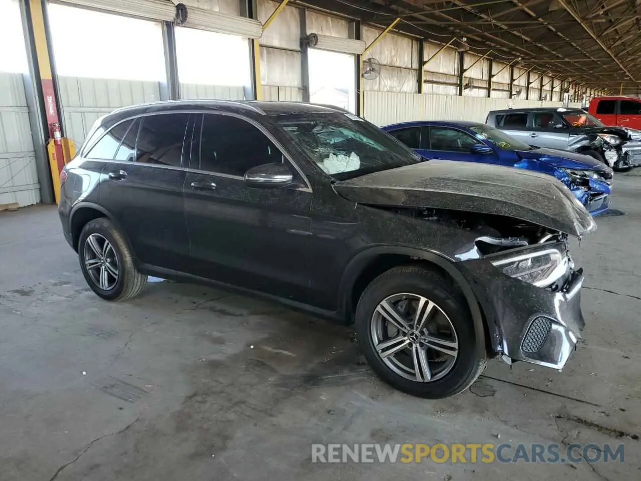 4 Photograph of a damaged car W1N0G8DB7LF773838 MERCEDES-BENZ GLC-CLASS 2020
