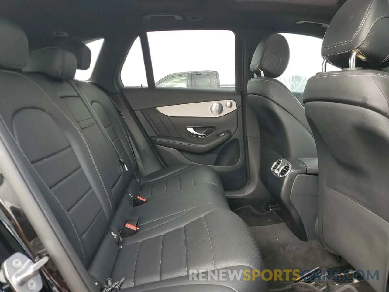 11 Photograph of a damaged car W1N0G8DB7LF850014 MERCEDES-BENZ GLC-CLASS 2020