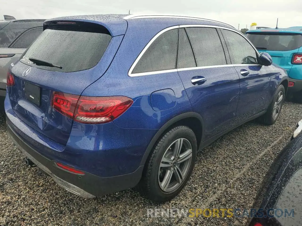 3 Photograph of a damaged car W1N0G8DB8LF811531 MERCEDES-BENZ GLC-CLASS 2020