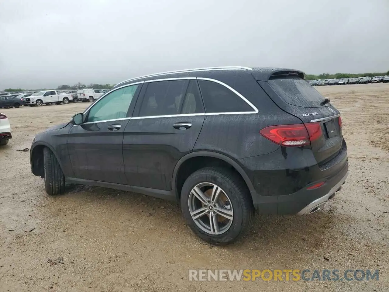 2 Photograph of a damaged car W1N0G8DB8LF823033 MERCEDES-BENZ GLC-CLASS 2020