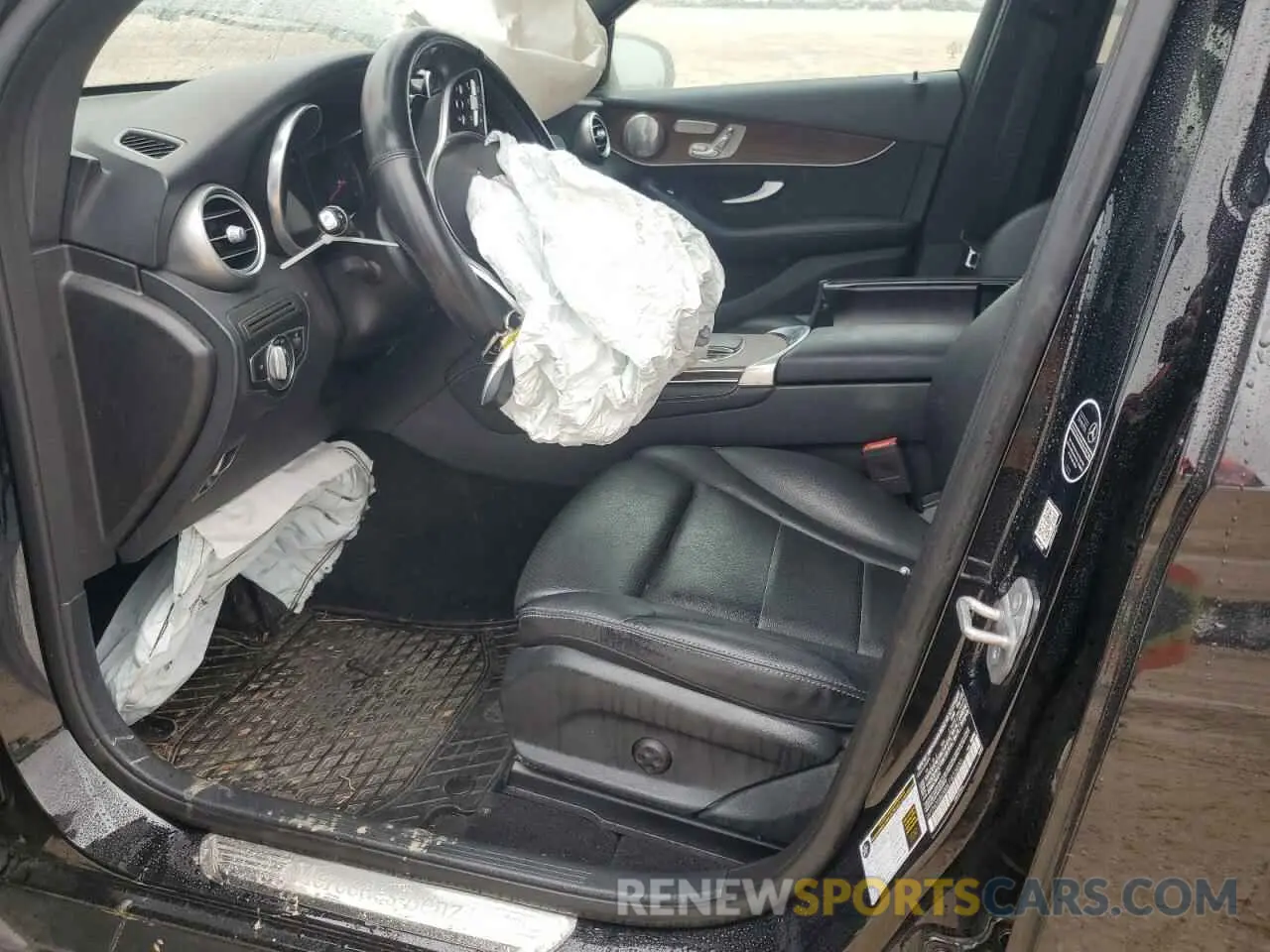 7 Photograph of a damaged car W1N0G8DB8LF823033 MERCEDES-BENZ GLC-CLASS 2020