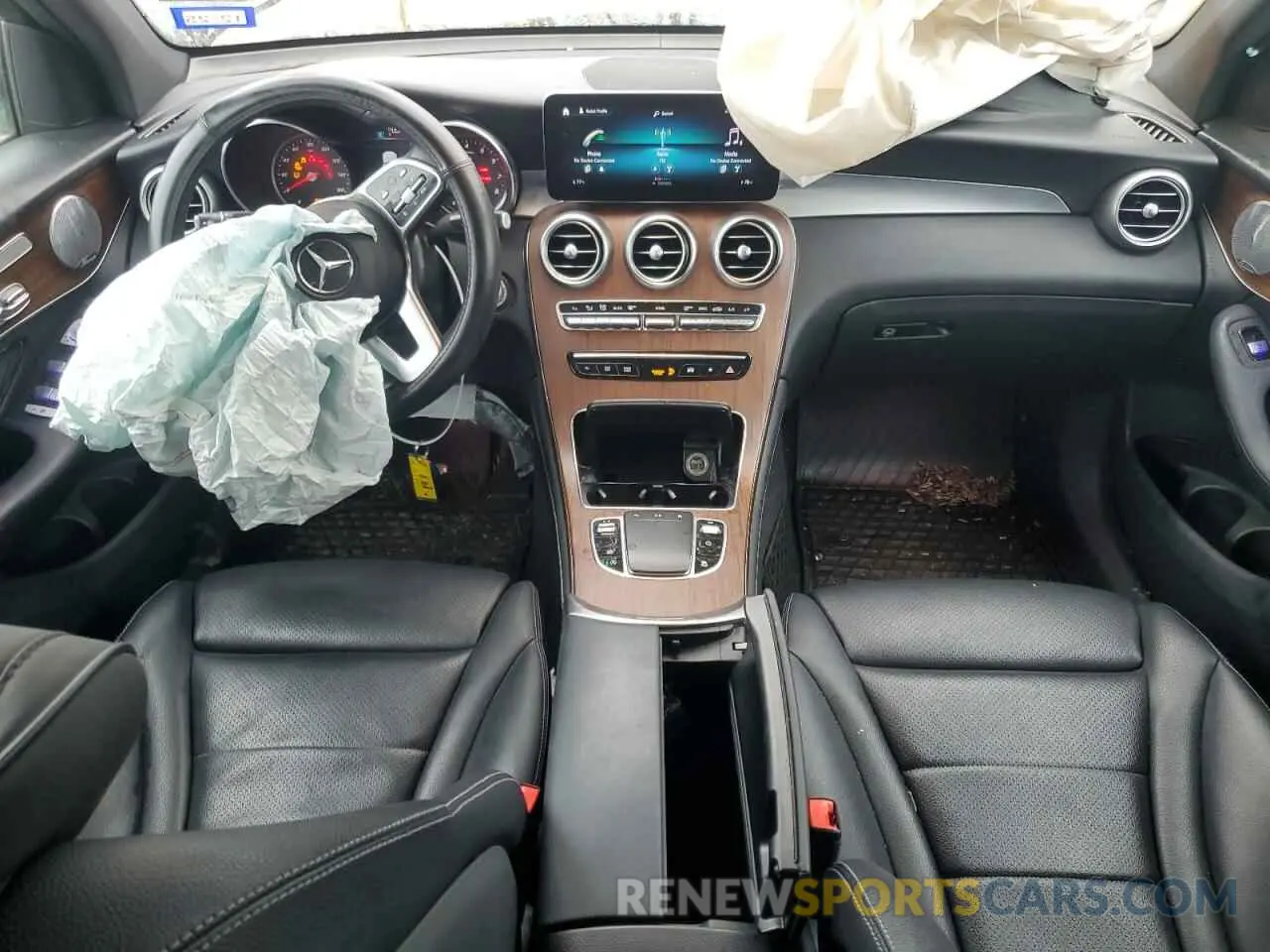 8 Photograph of a damaged car W1N0G8DB8LF823033 MERCEDES-BENZ GLC-CLASS 2020