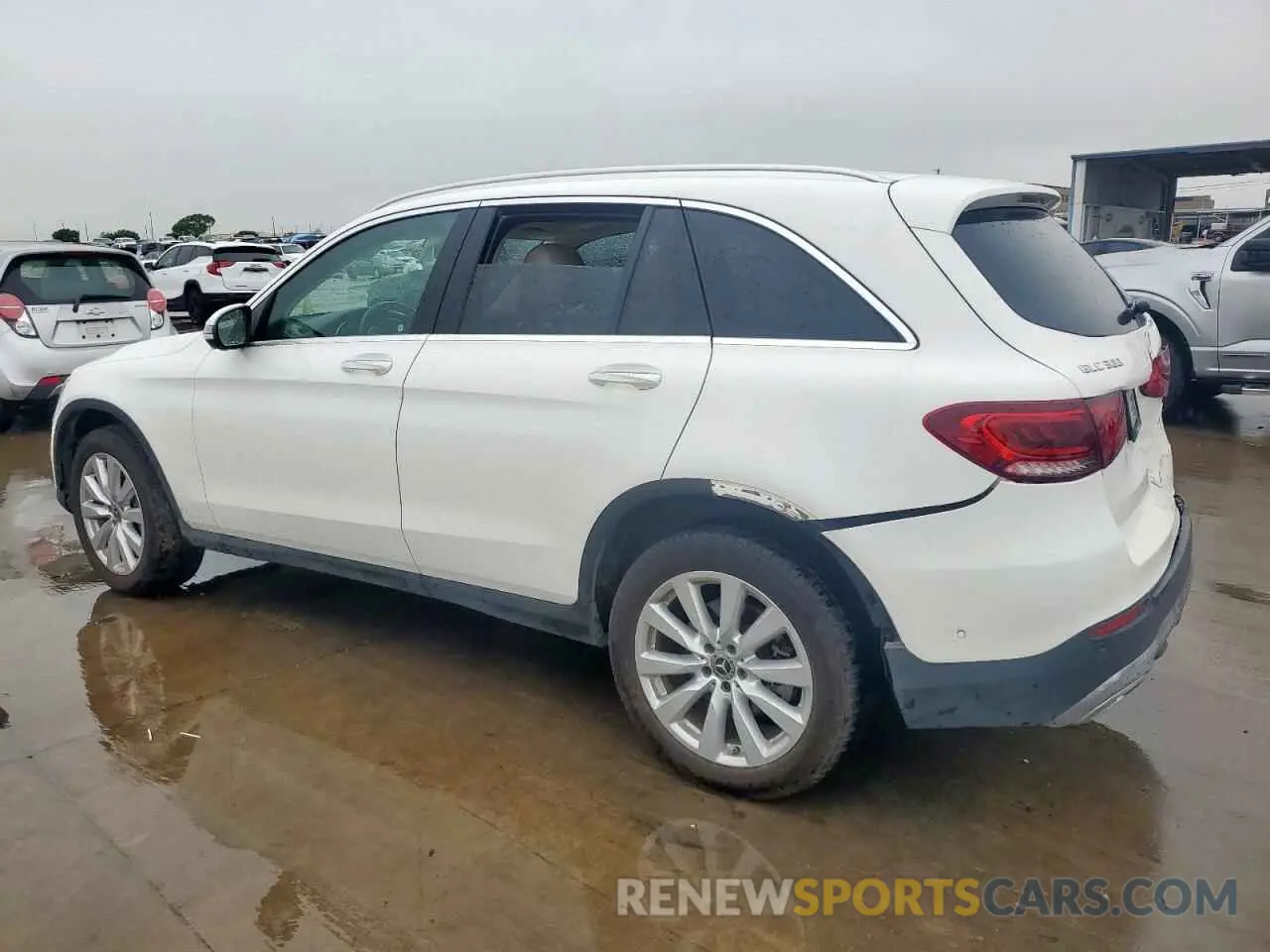 2 Photograph of a damaged car W1N0G8DB8LF828040 MERCEDES-BENZ GLC-CLASS 2020