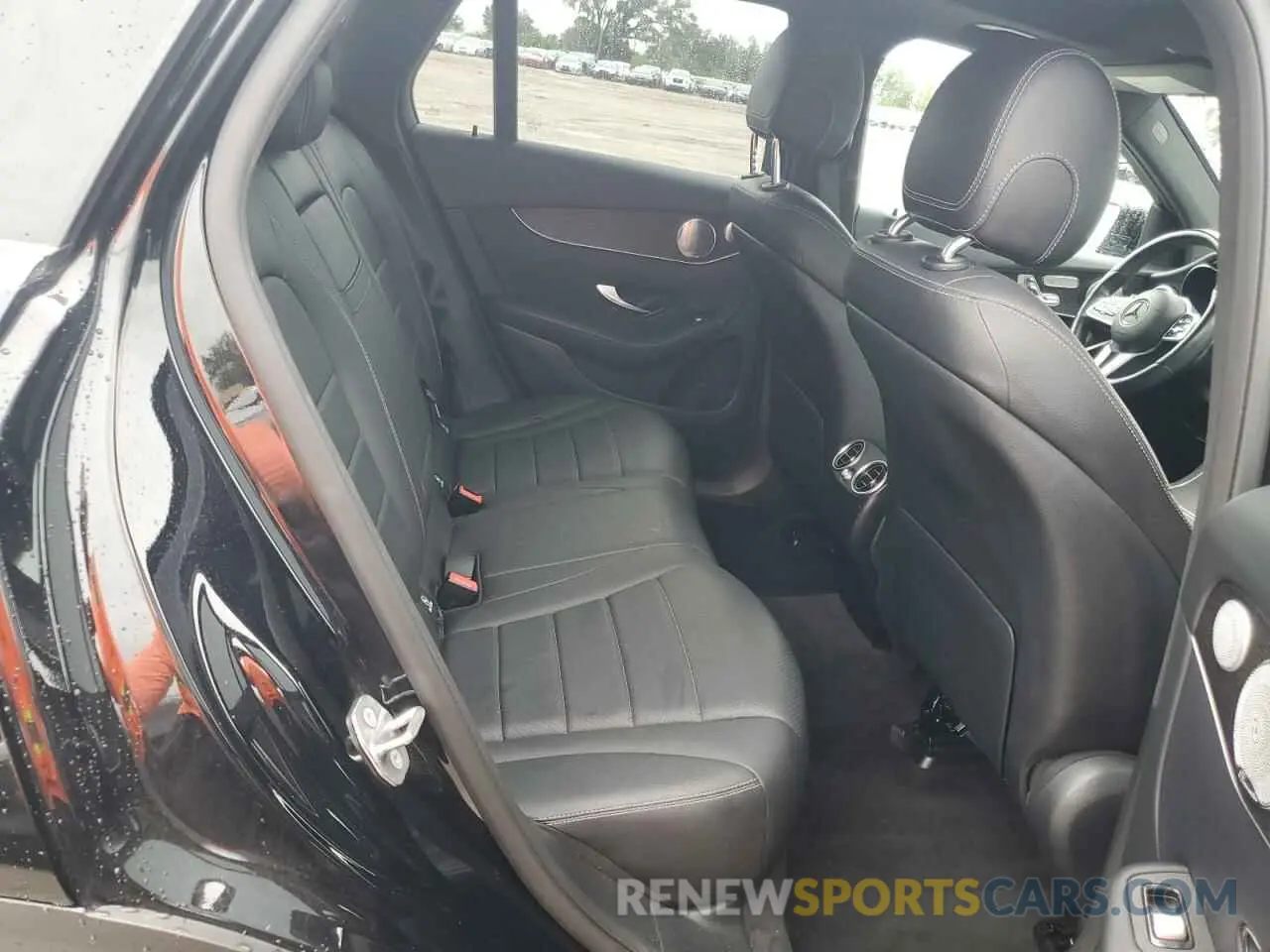 11 Photograph of a damaged car W1N0G8DB9LF851701 MERCEDES-BENZ GLC-CLASS 2020