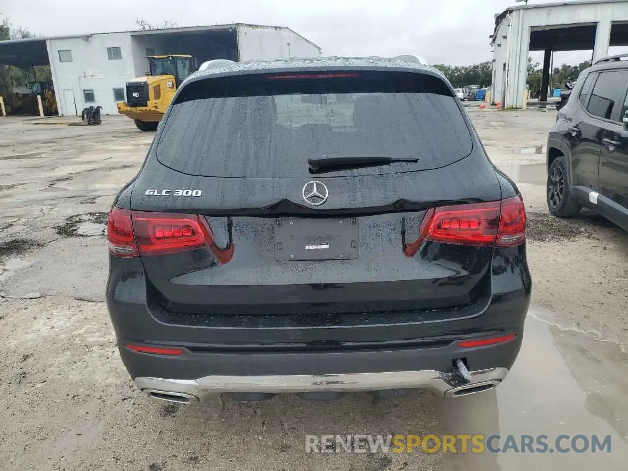 6 Photograph of a damaged car W1N0G8DB9LF851701 MERCEDES-BENZ GLC-CLASS 2020