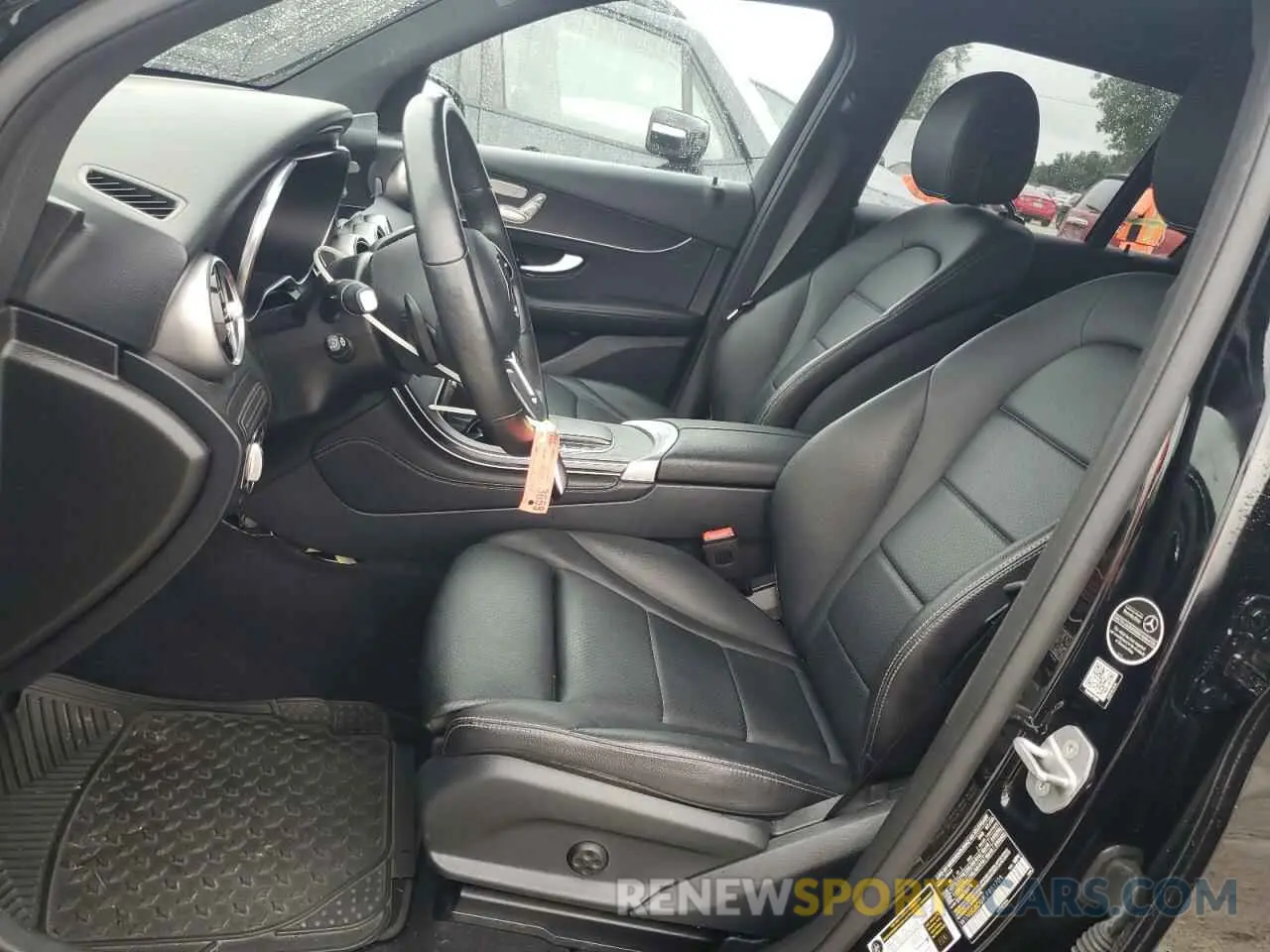7 Photograph of a damaged car W1N0G8DB9LF851701 MERCEDES-BENZ GLC-CLASS 2020