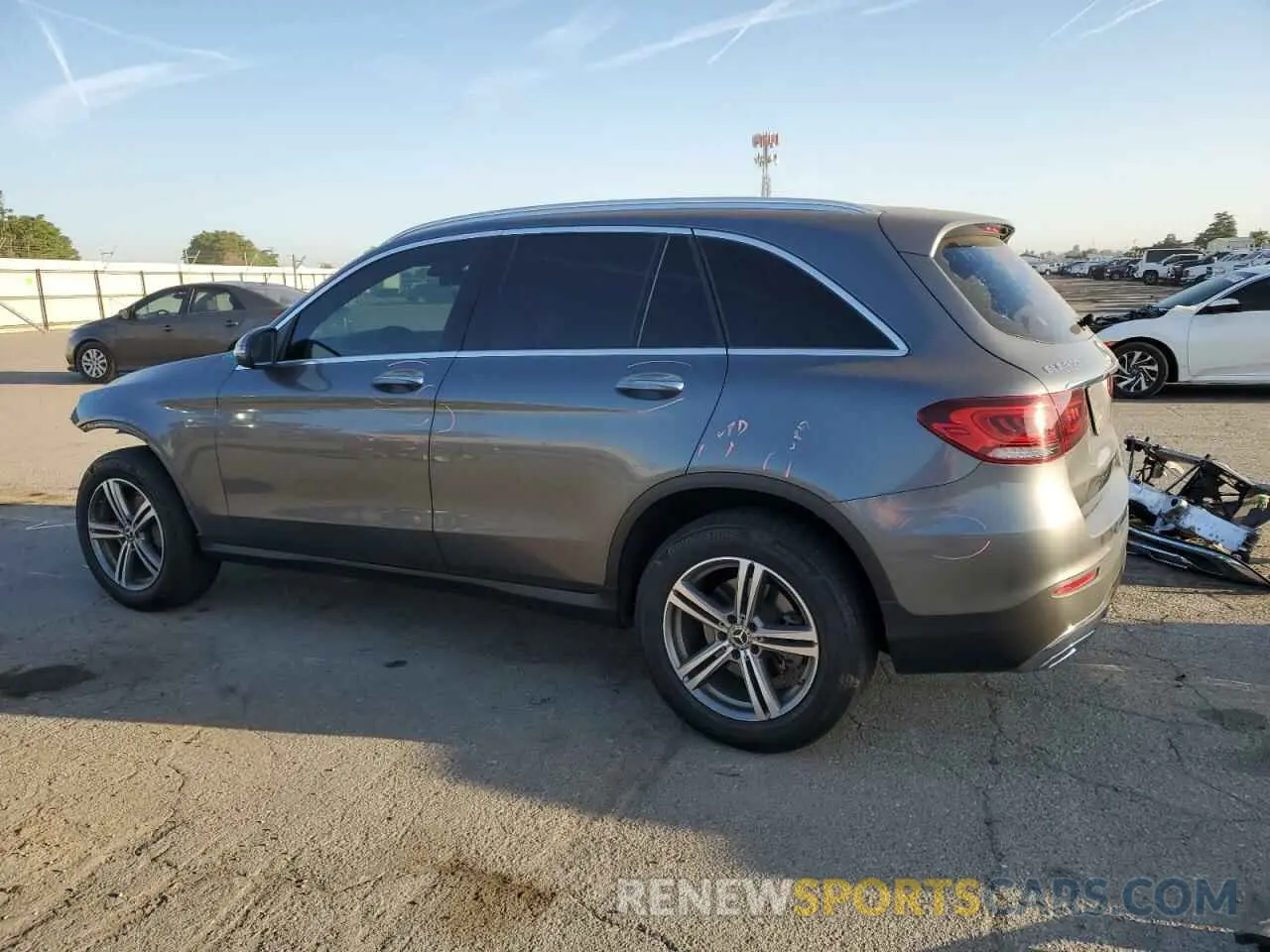 2 Photograph of a damaged car W1N0G8DBXLF763269 MERCEDES-BENZ GLC-CLASS 2020
