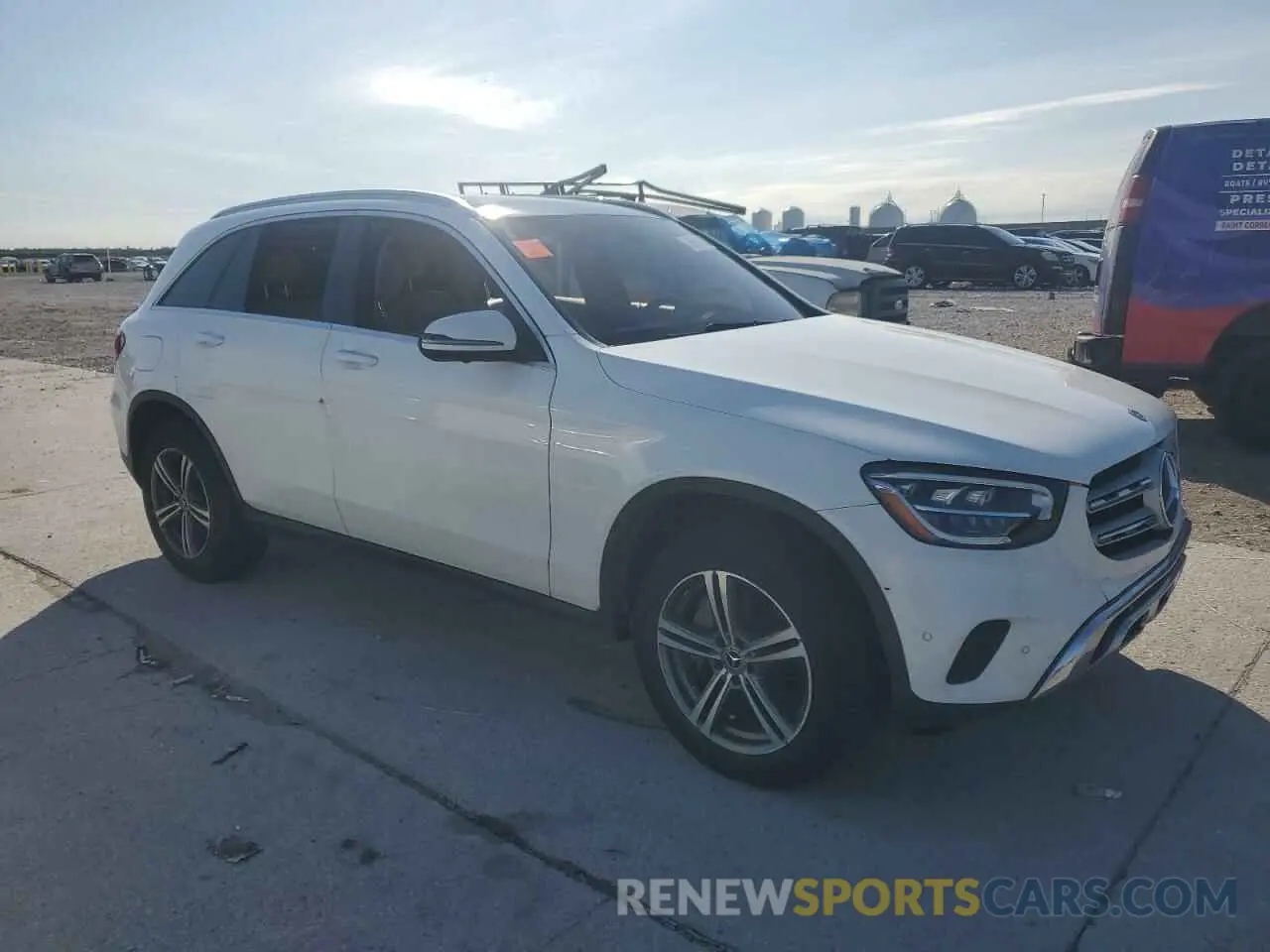 4 Photograph of a damaged car W1N0G8DBXLF864053 MERCEDES-BENZ GLC-CLASS 2020